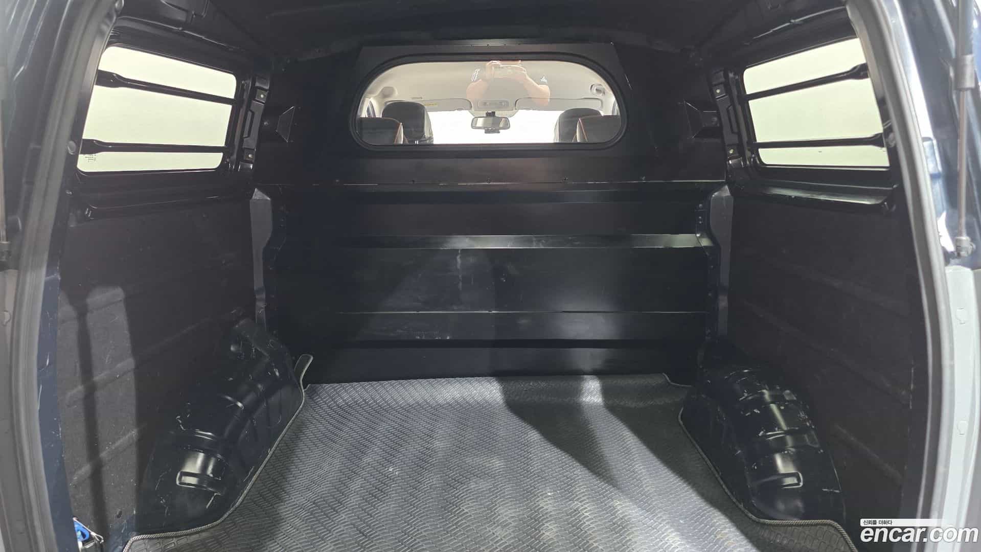 Starex Hyundai 2019.2-OPTION-046