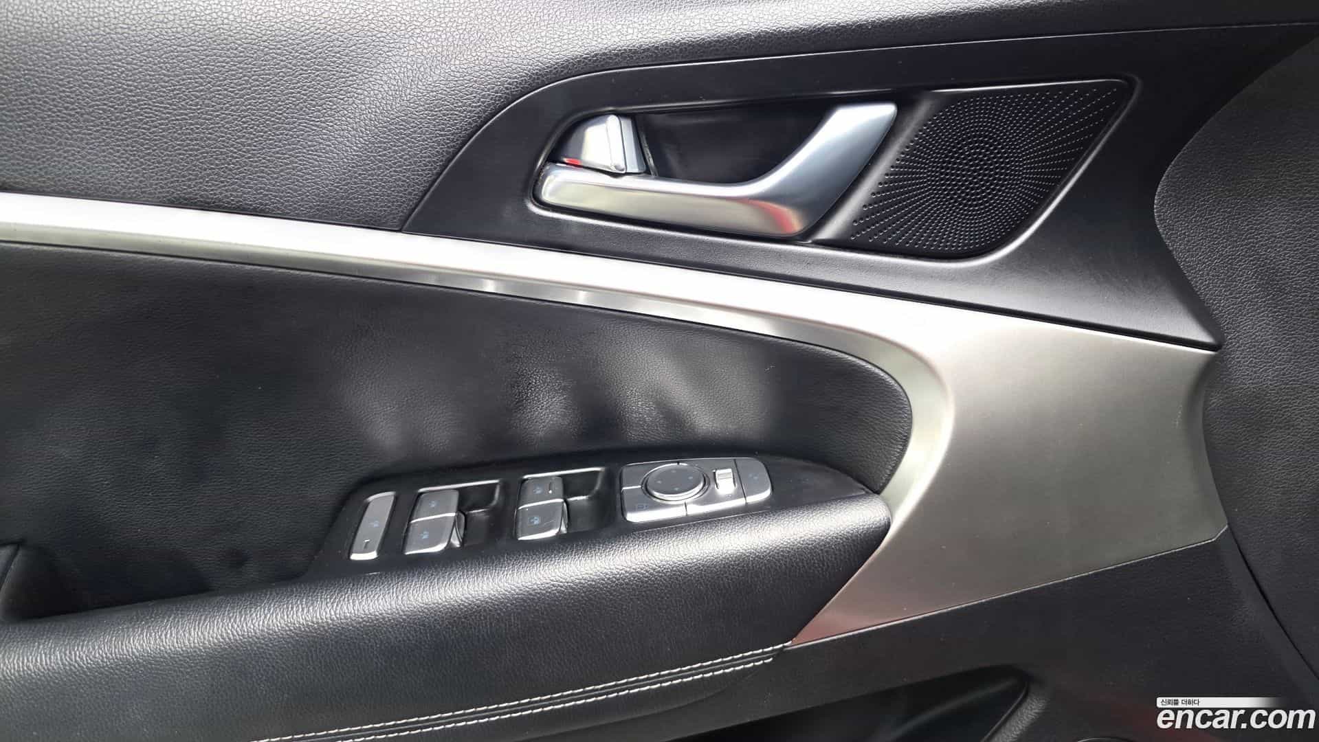 G70 Genesis 2022.1-OPTION-040