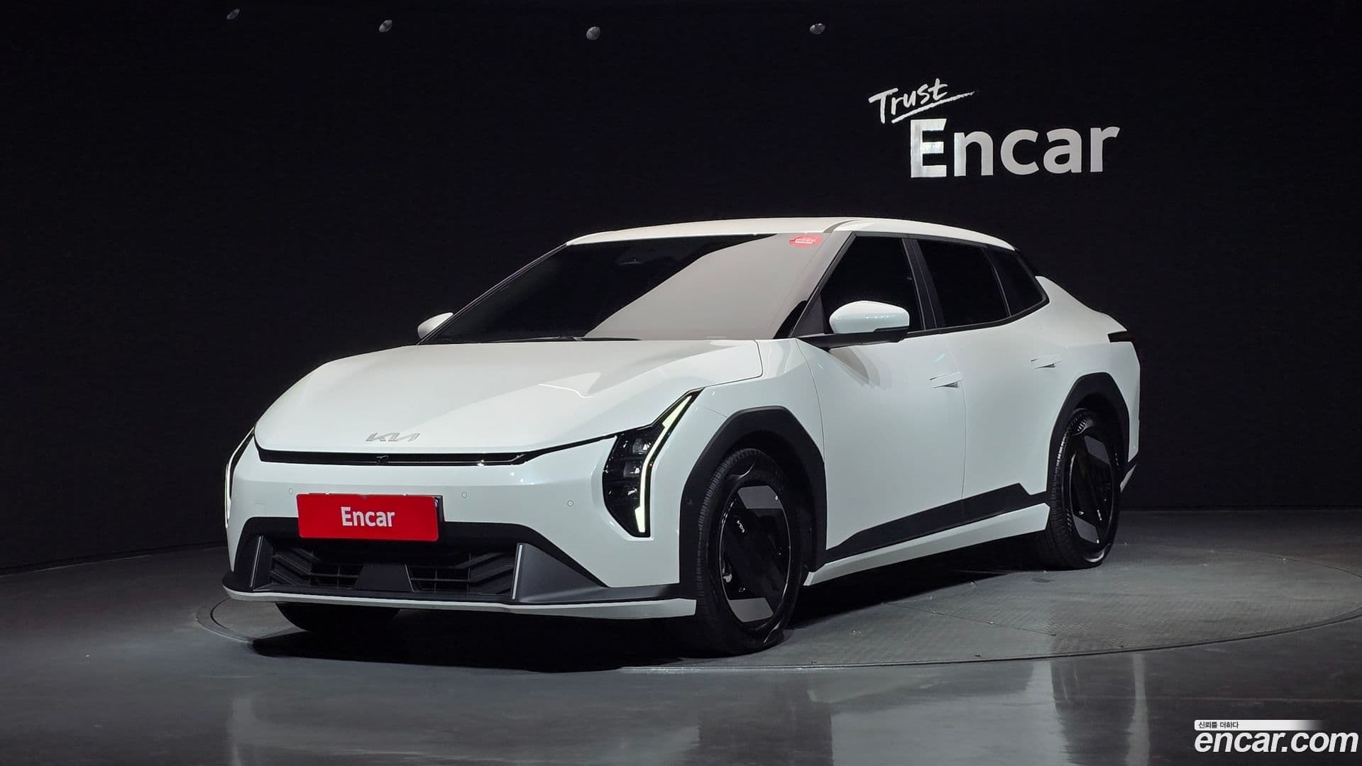Main__Slider__Photo:EV4 Kia 2025.4-0