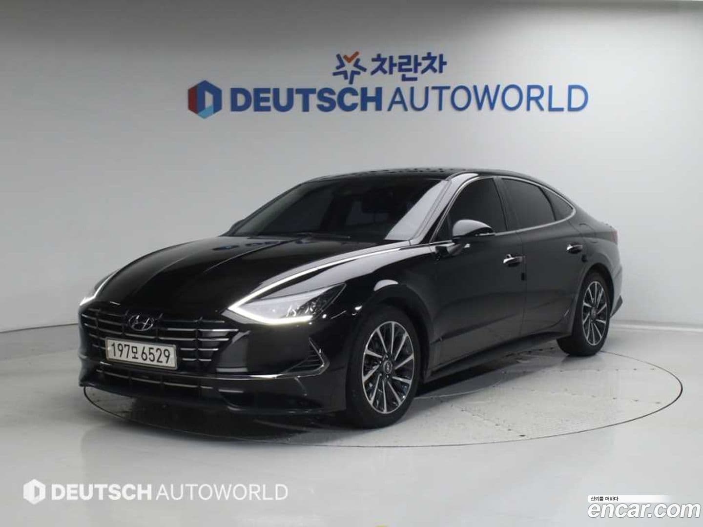 Main__Slider__Photo:Sonata Hyundai 2019.4-0