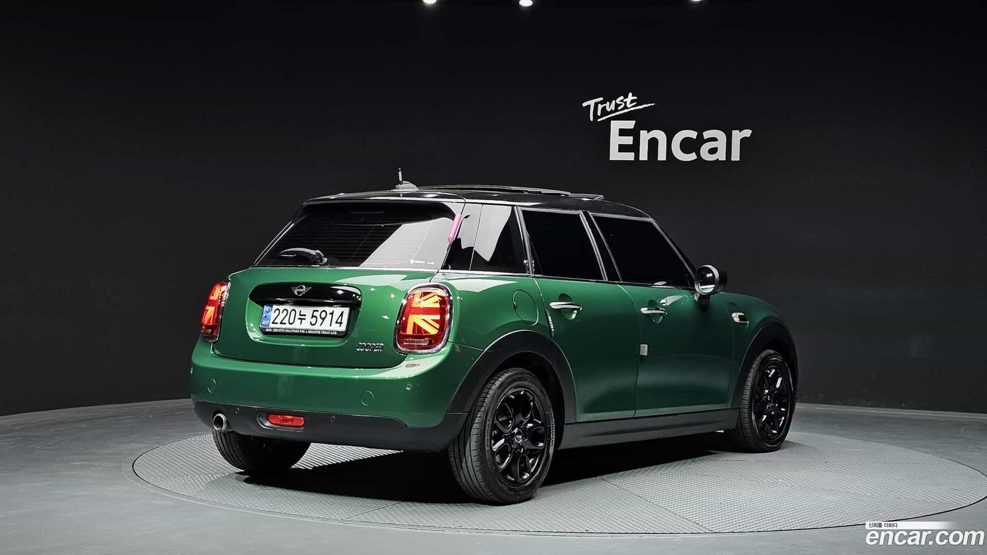 Cooper Mini 2021.3-OUTER-002