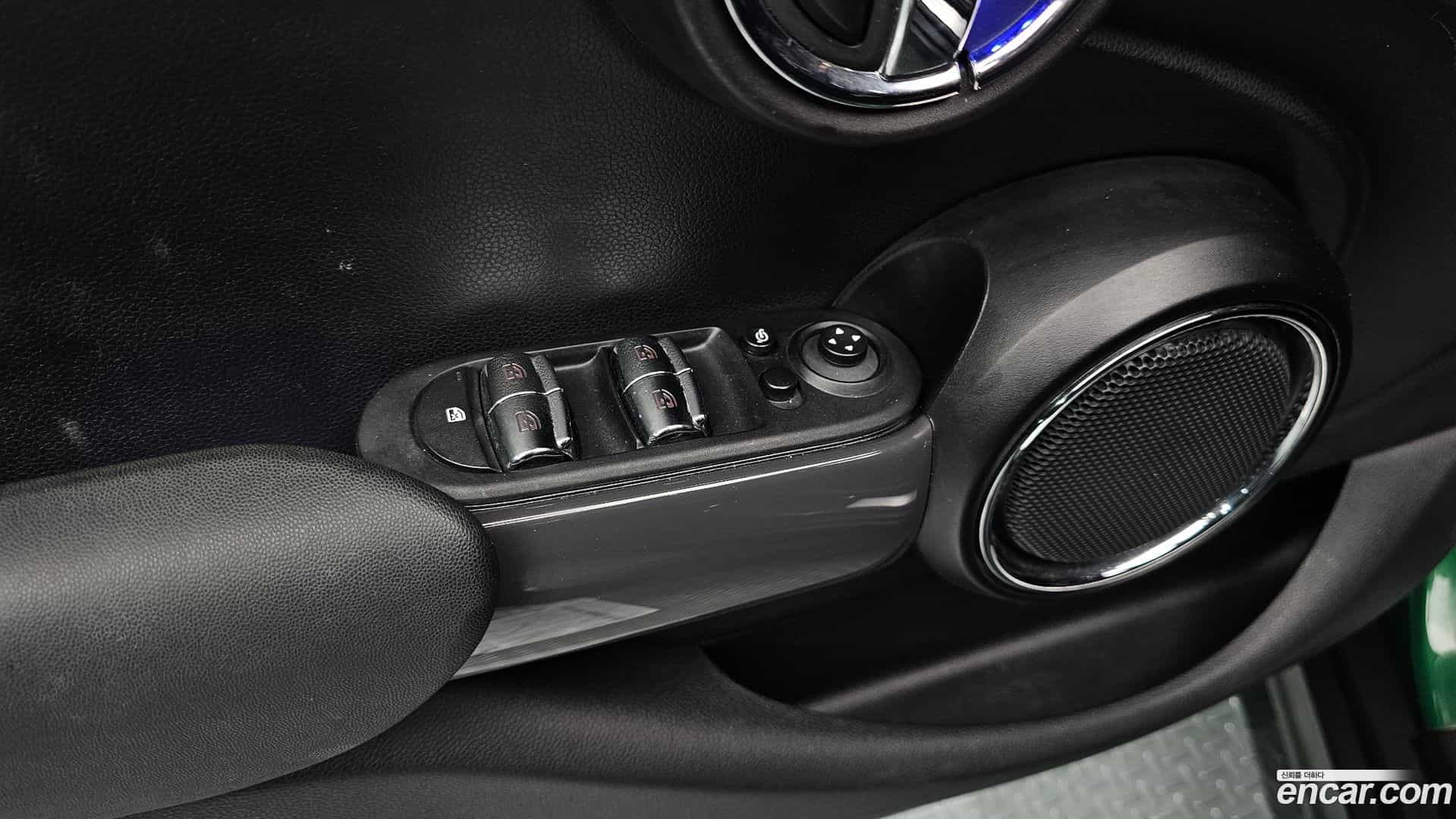 Cooper Mini 2021.3-OPTION-021