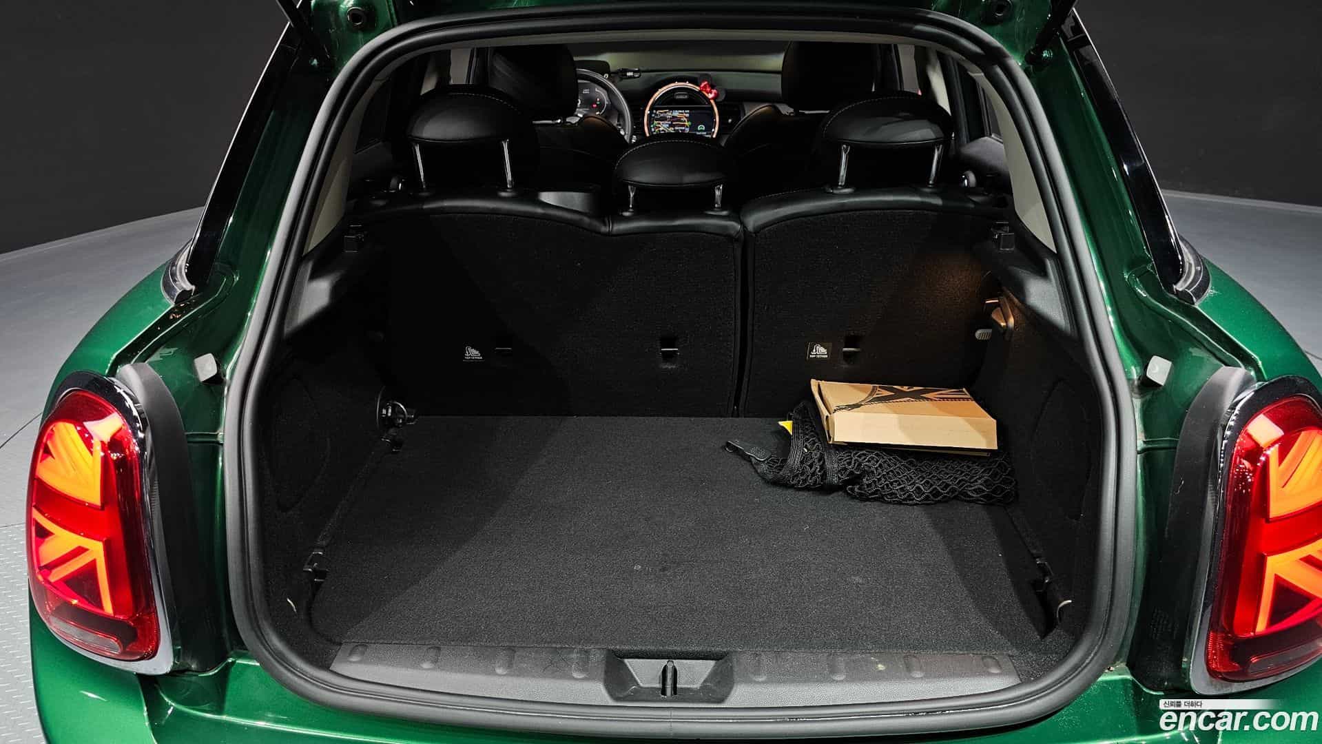Cooper Mini 2021.3-OPTION-024
