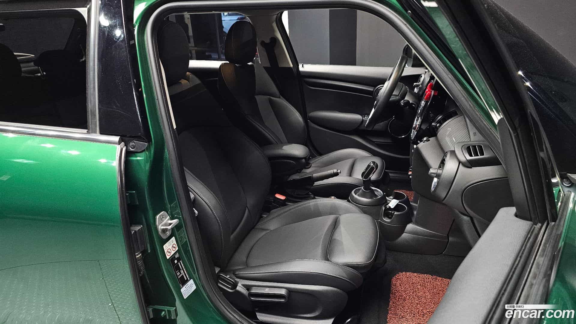 Cooper Mini 2021.3-INNER-036