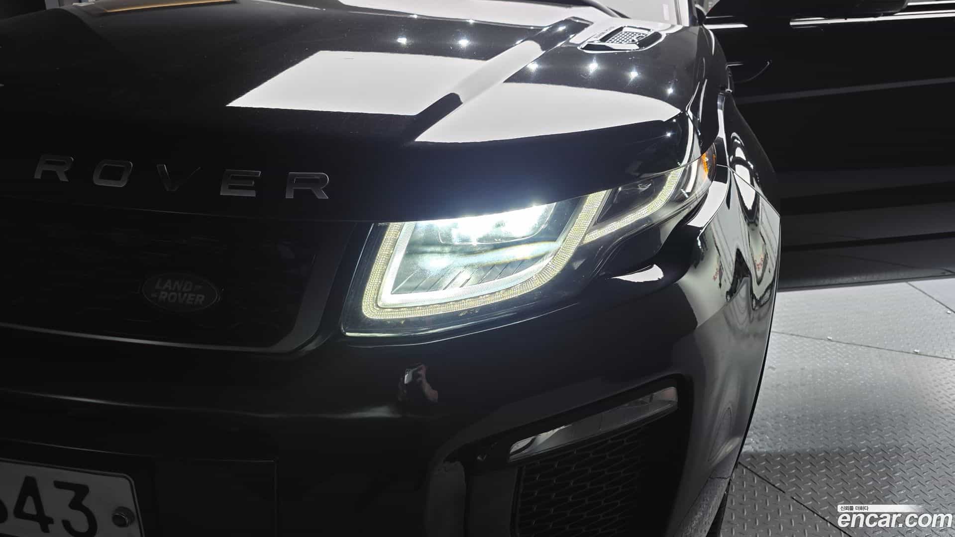 Range Rover Evoque Land Rover 2018.7-OUTER-032