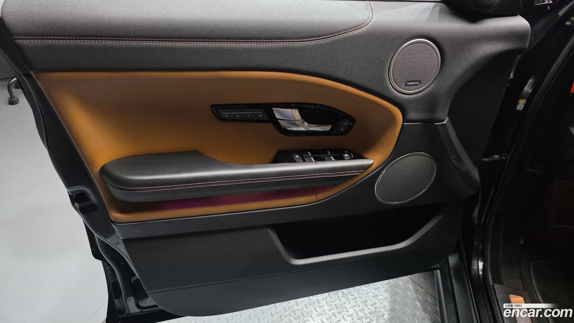 Range Rover Evoque Land Rover 2018.7-INNER-034