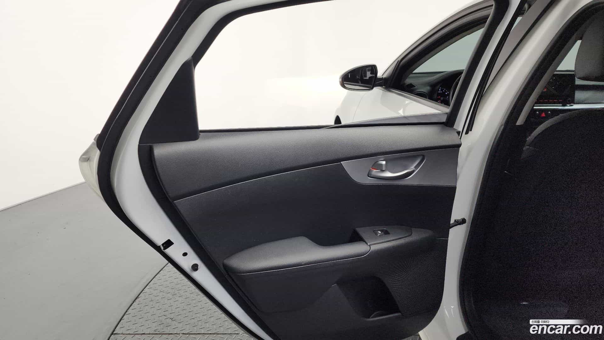 K3 Kia 2021.4-INNER-035