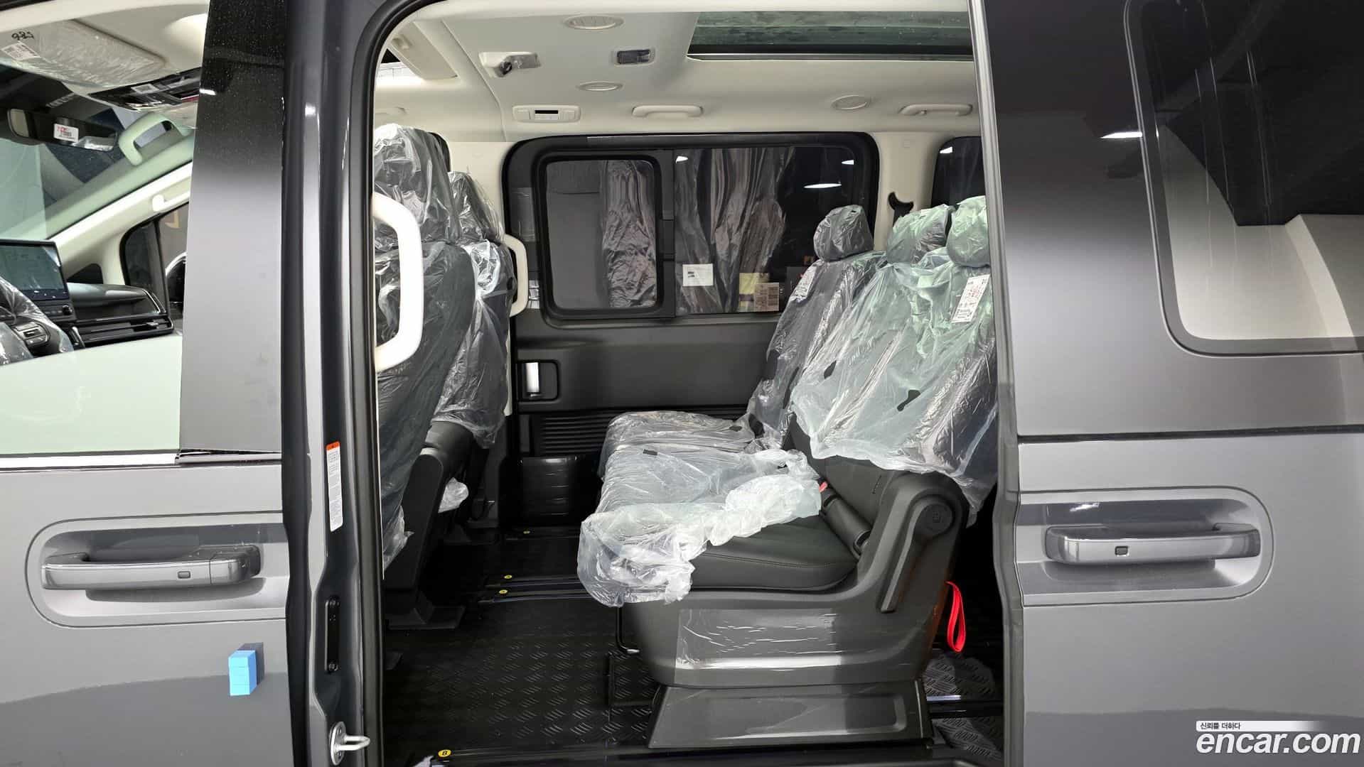 Staria Hyundai 2026.4-INNER-036