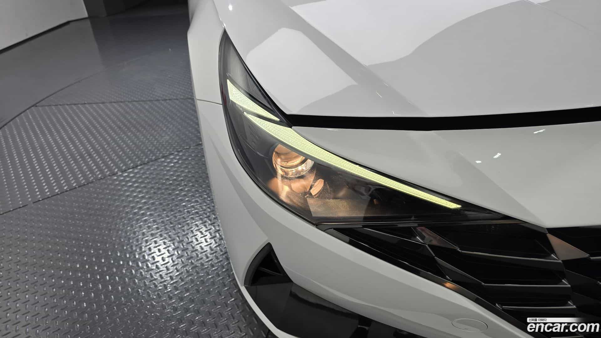 AVANTE Hyundai 2021.5-OUTER-032