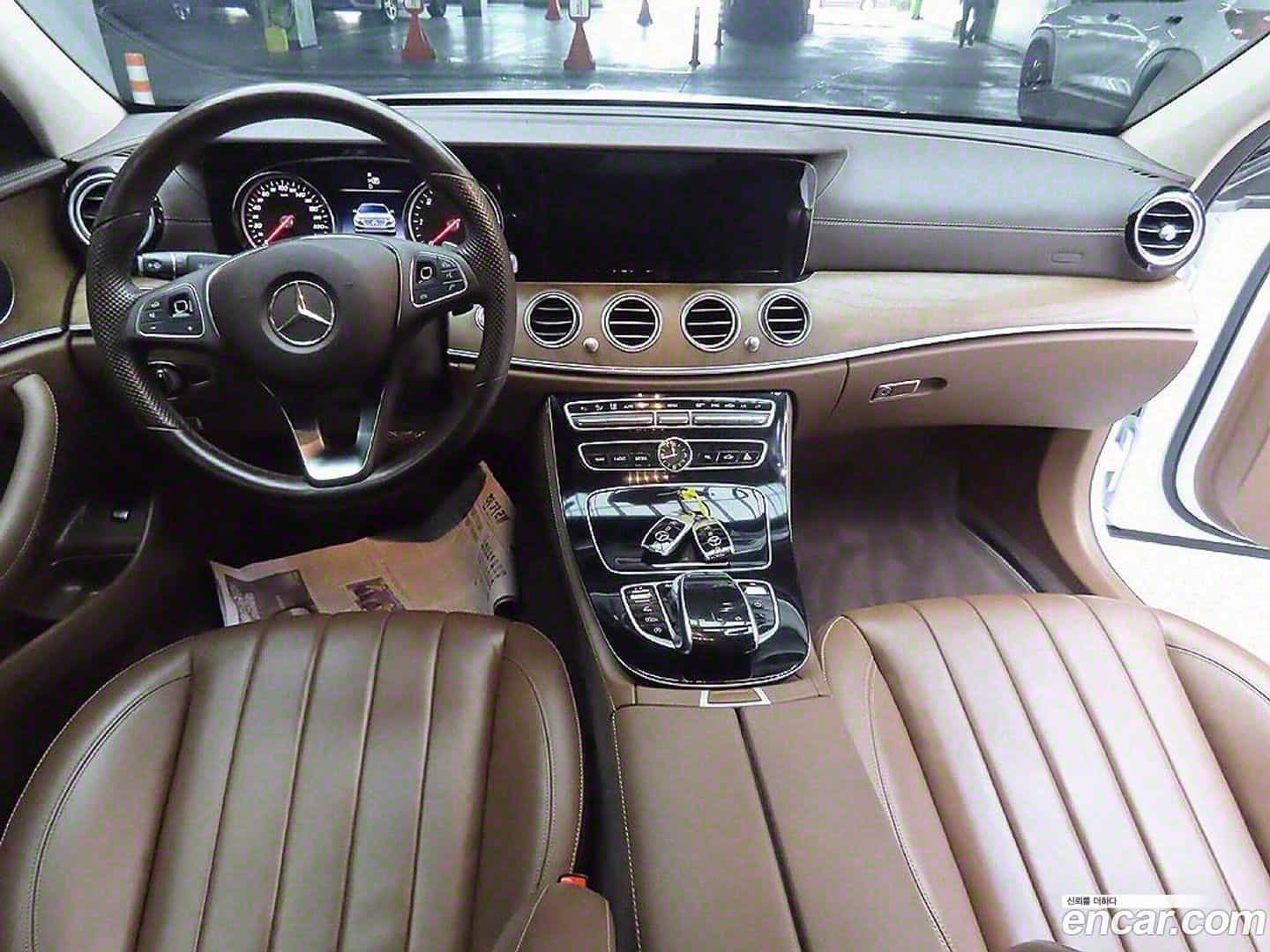 E-Class Mercedes-Benz 2018.4-INNER-009