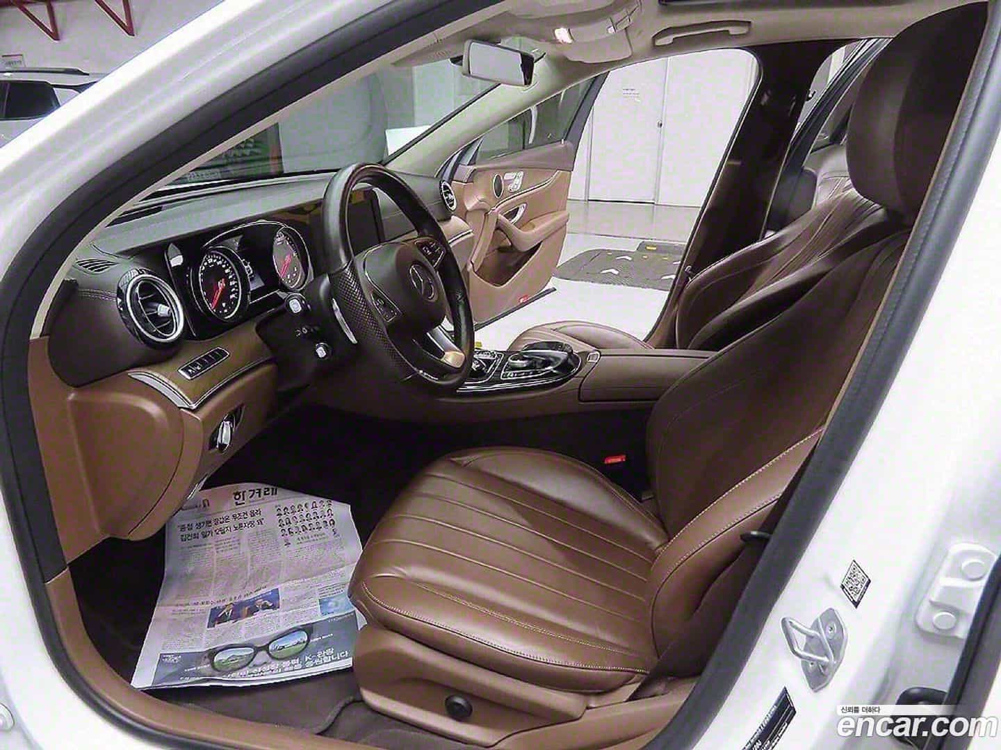 E-Class Mercedes-Benz 2018.4-OPTION-016