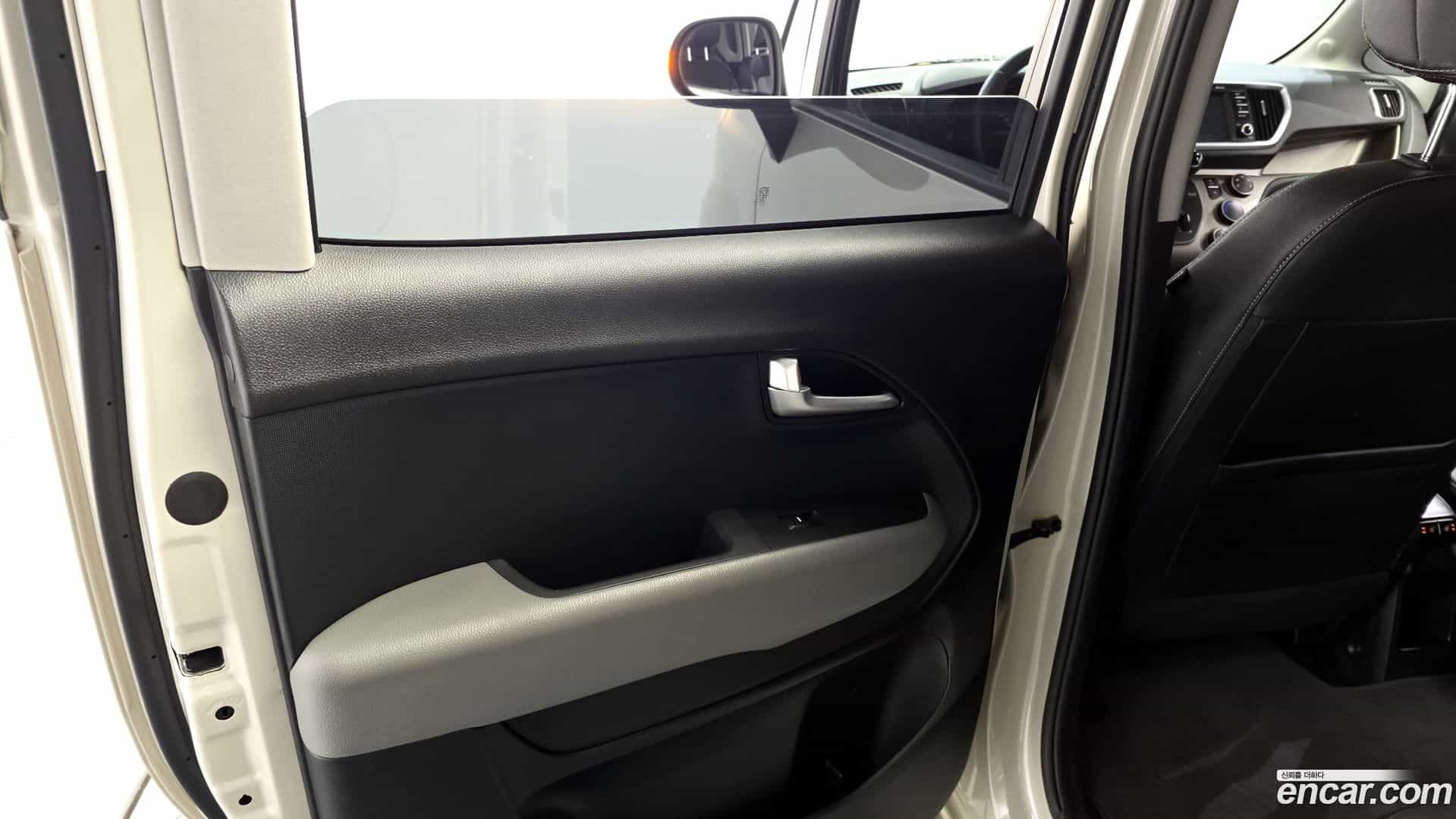 RAY Kia 2019.3-INNER-035