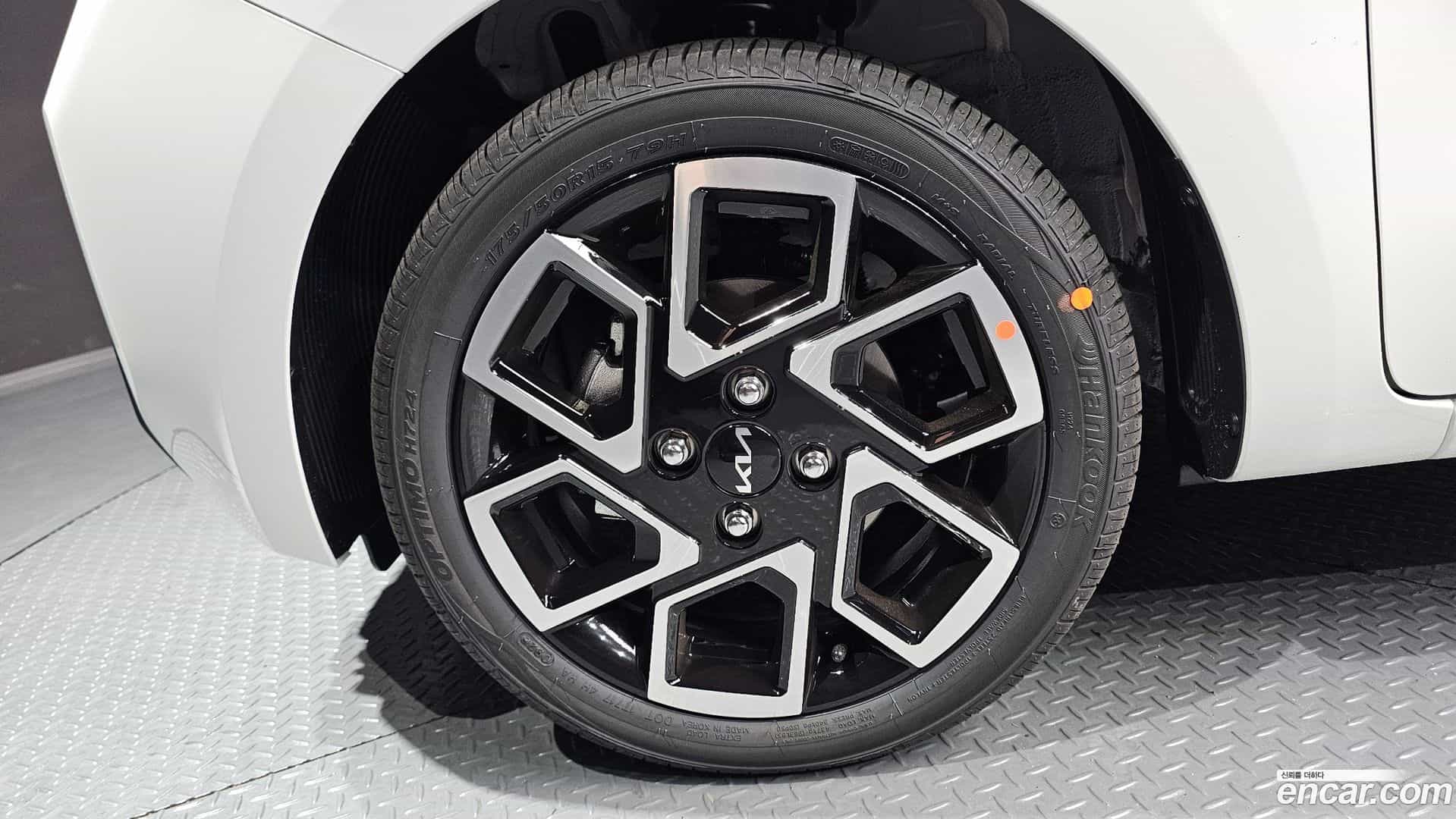 RAY Kia 2026.4-OUTER-005