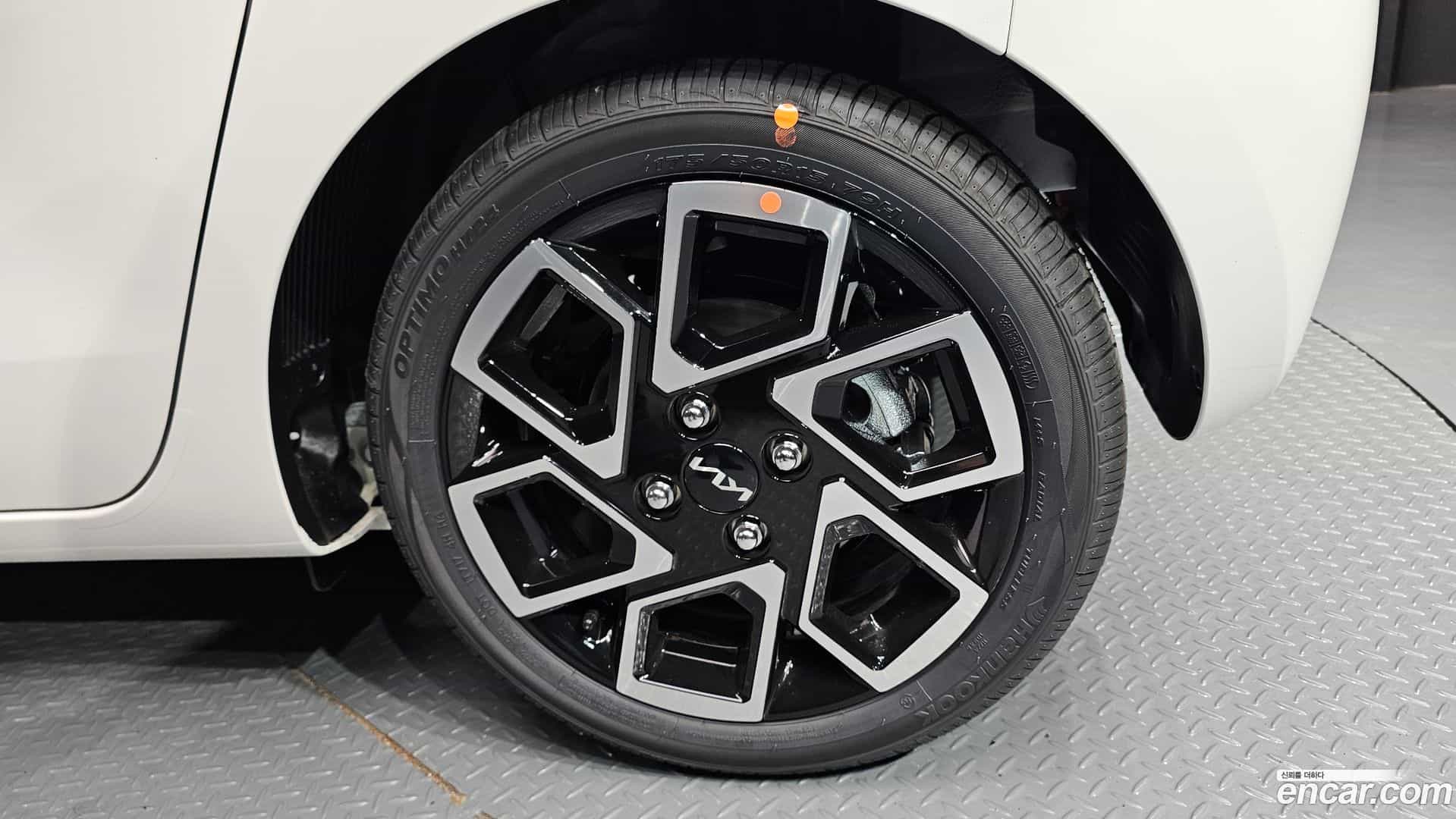 RAY Kia 2026.4-OUTER-031