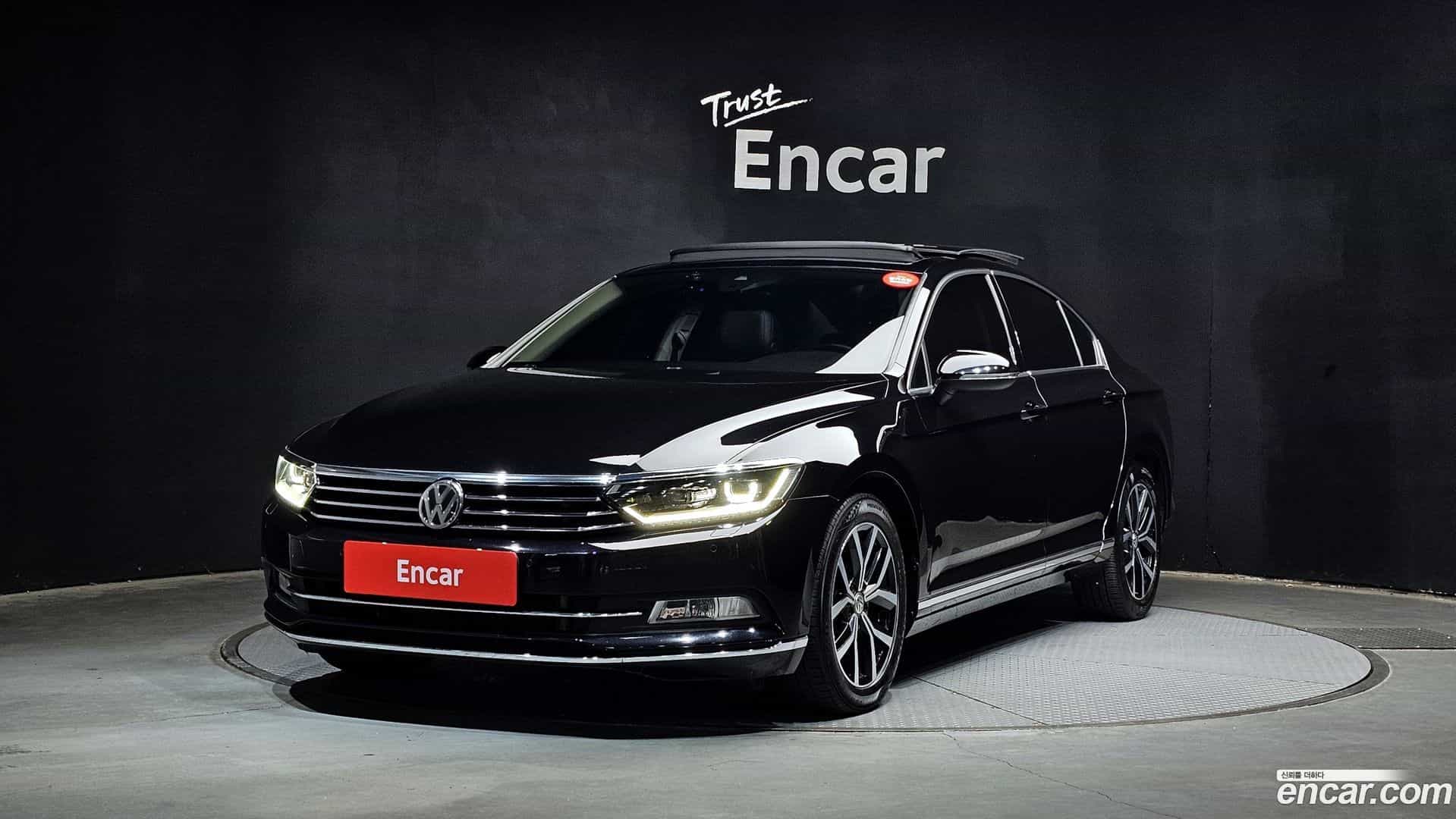 Passat Volkswagen 2018.4-OUTER-001