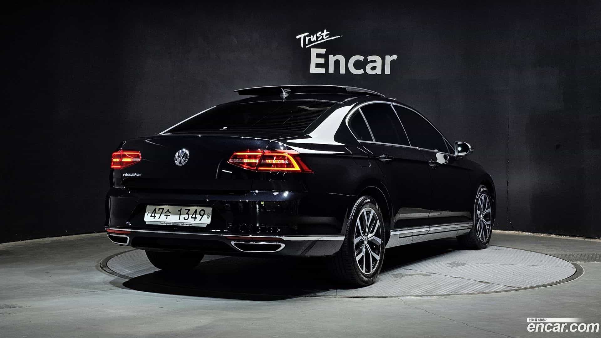 Passat Volkswagen 2018.4-OUTER-002