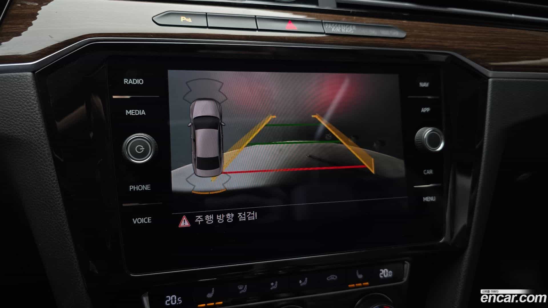 Passat Volkswagen 2018.4-OPTION-018