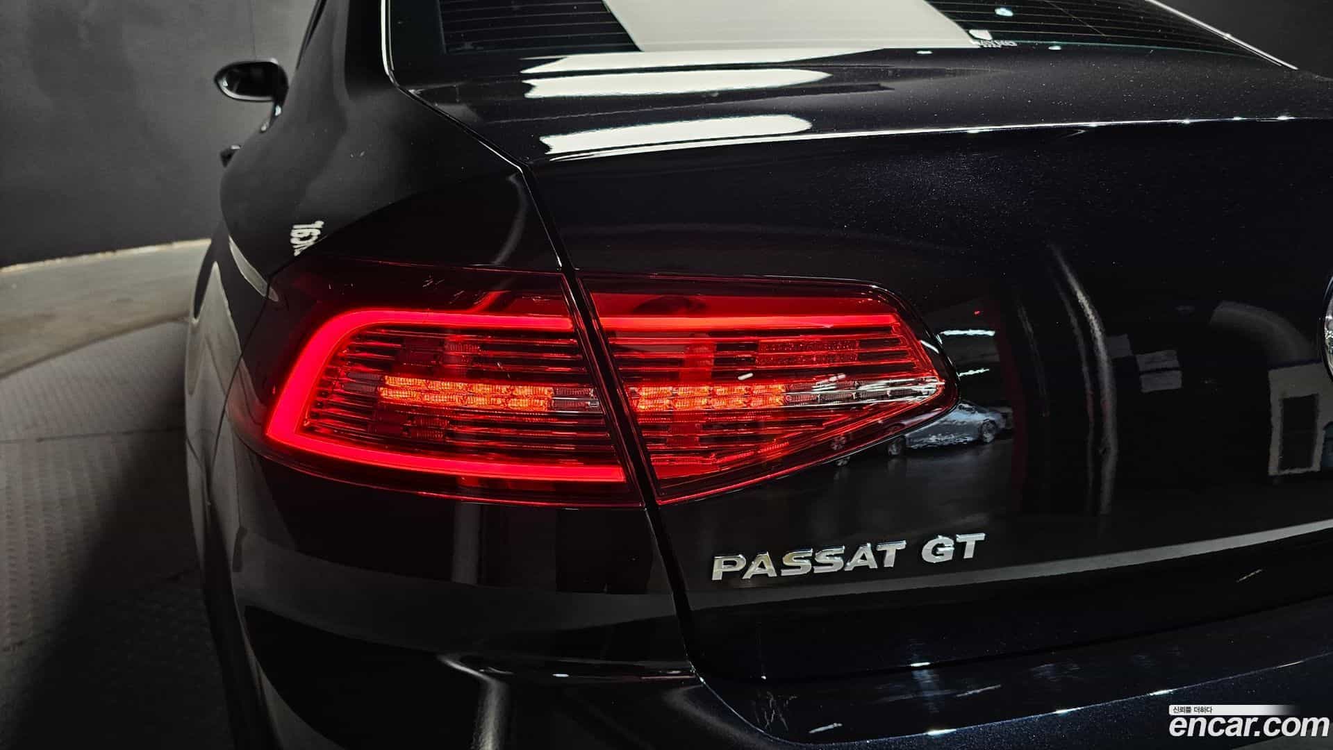 Passat Volkswagen 2018.4-OUTER-033