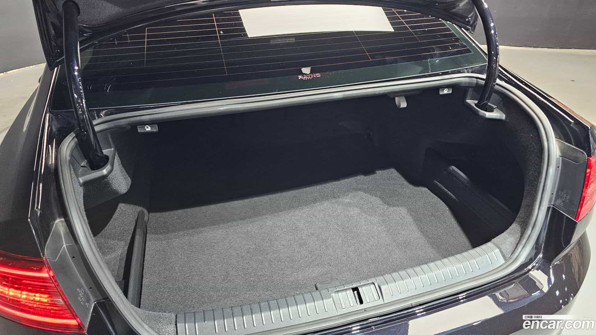 Passat Volkswagen 2018.4-OPTION-043