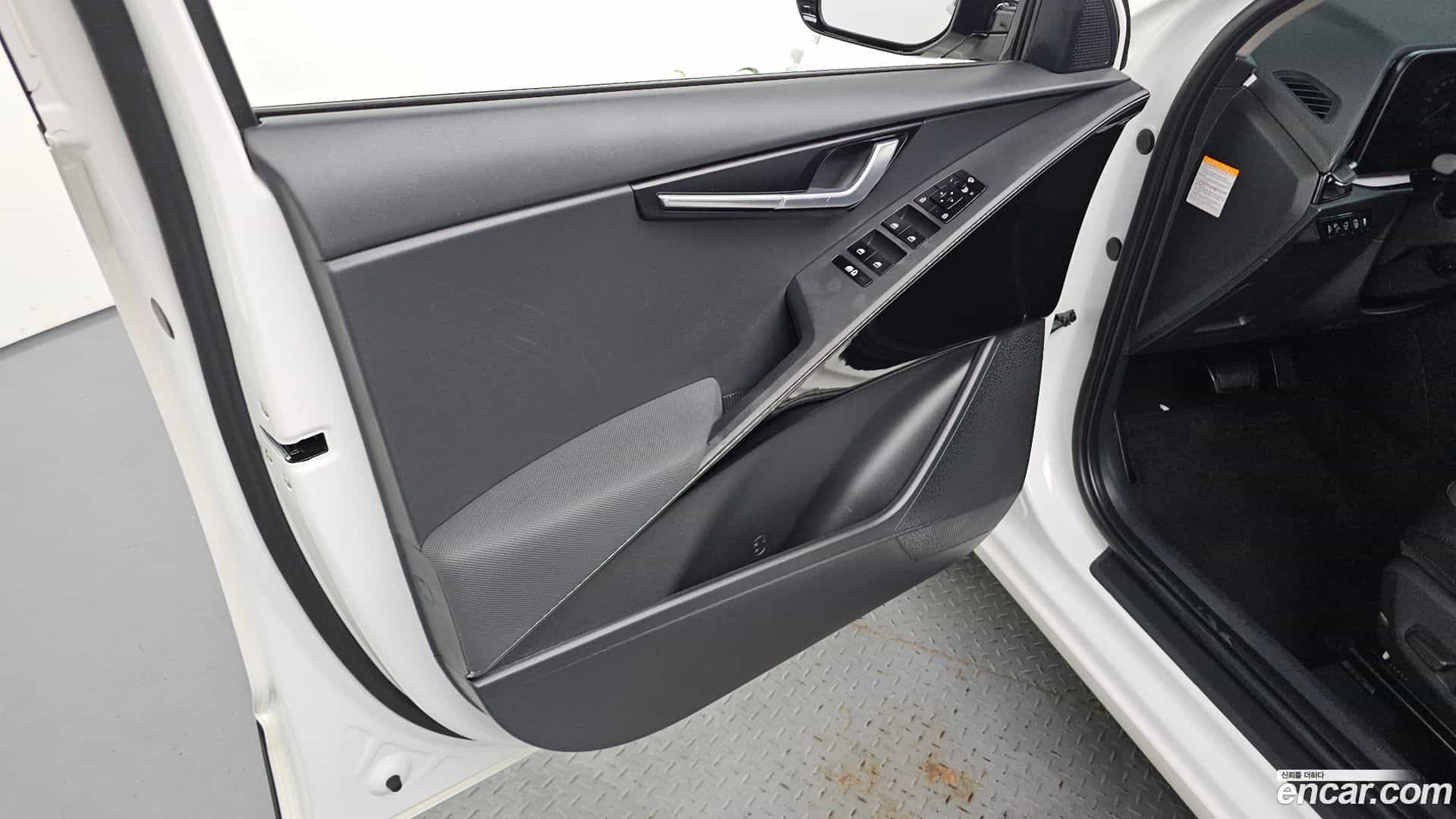 Niro Kia 2022.6-INNER-034
