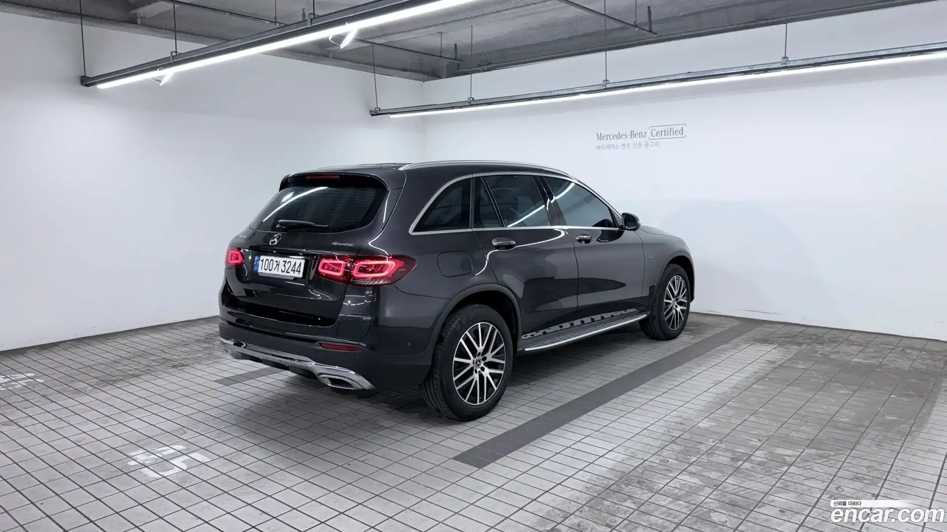 GLC-Class Mercedes-Benz 2021.4-OUTER-002