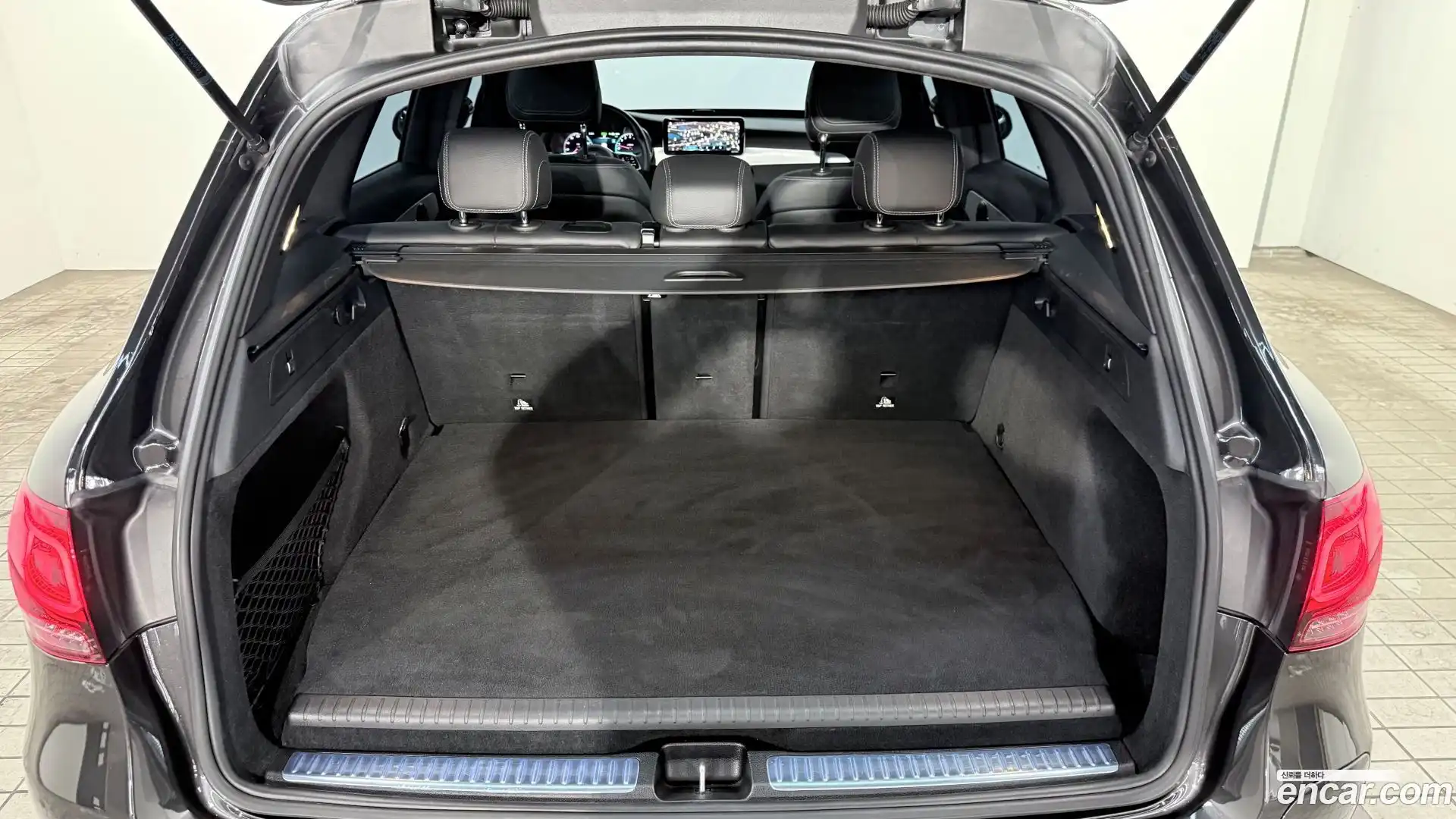 GLC-Class Mercedes-Benz 2021.4-OPTION-015