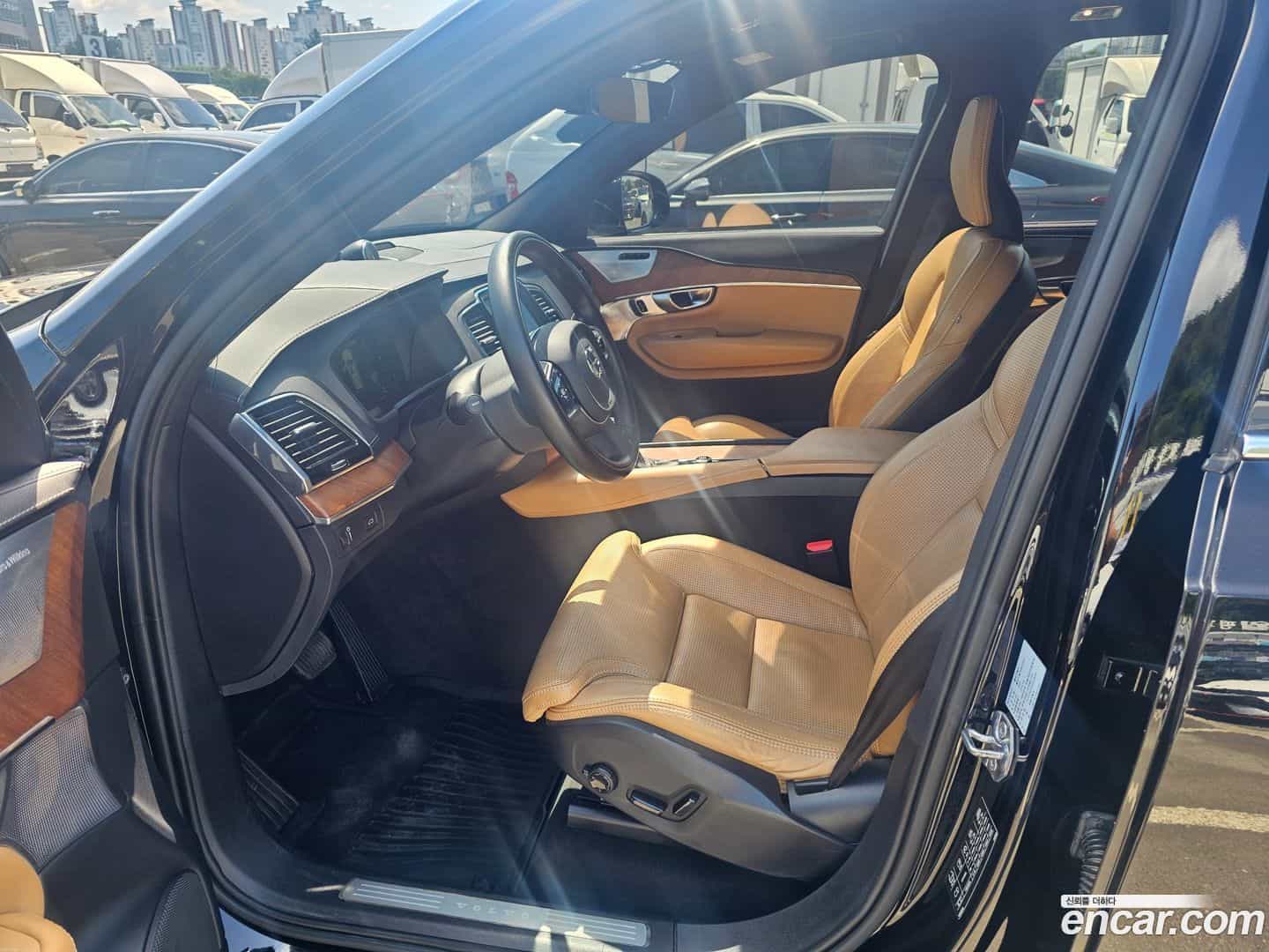 XC90 Volvo 2019.8-OPTION-019
