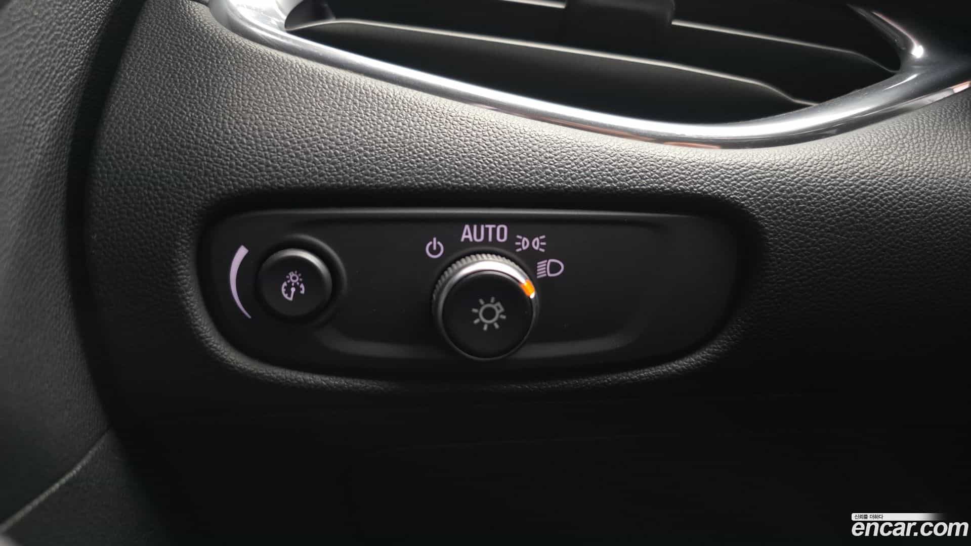Malibu Chevrolet 2019.1-OPTION-041