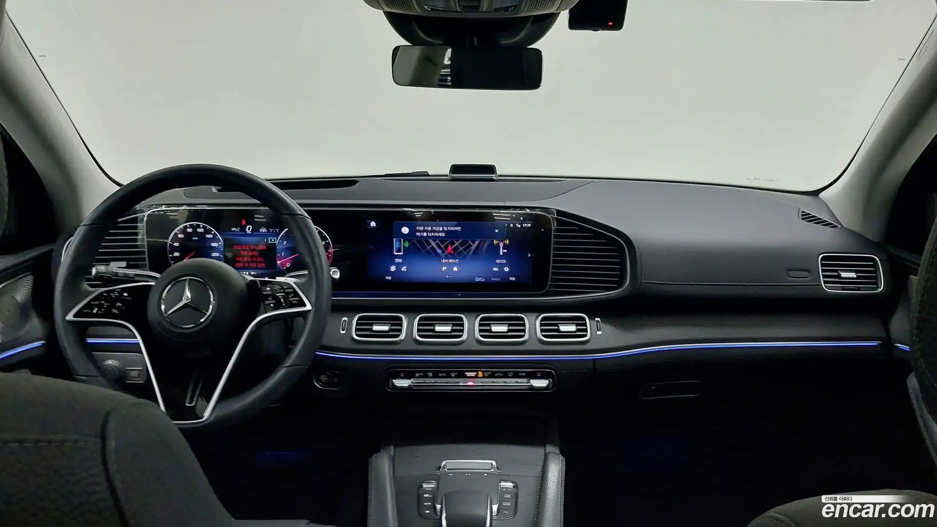 GLE-Class Mercedes-Benz 2024.3-INNER-007