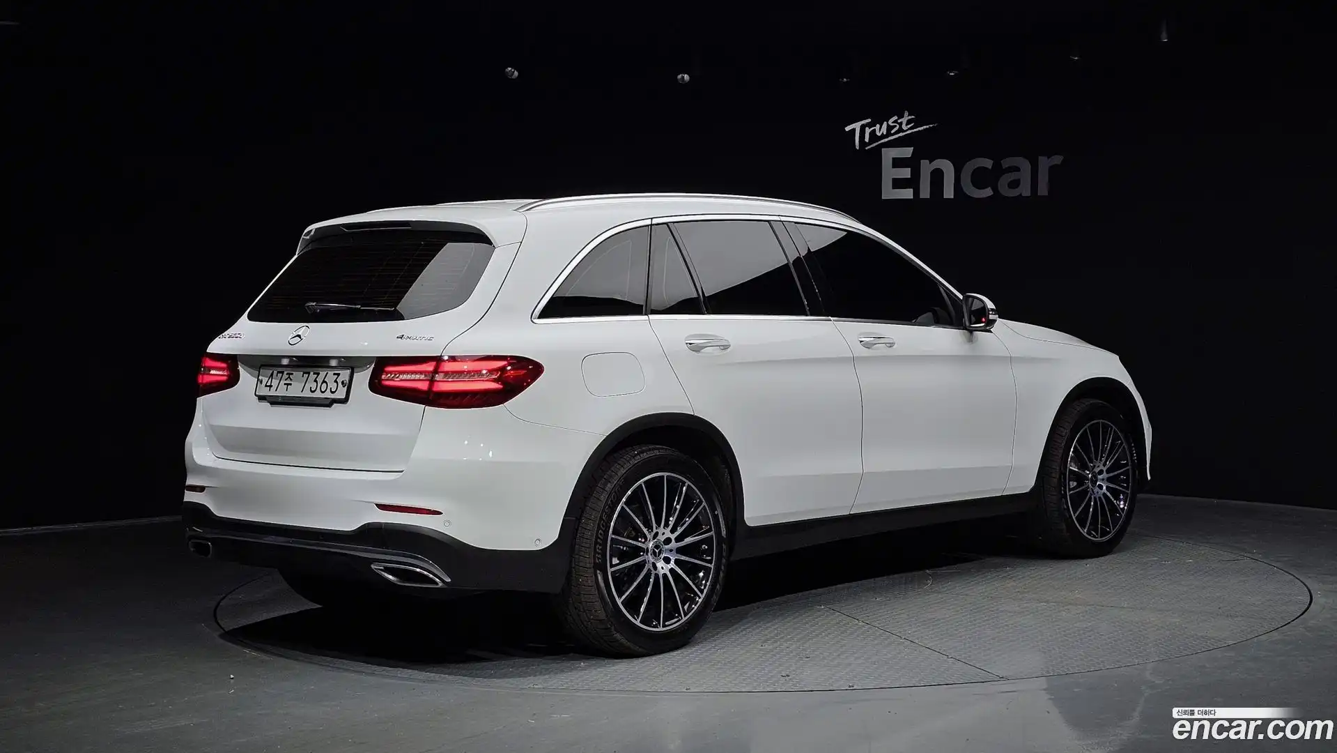 GLC-Class Mercedes-Benz 2018.7-OUTER-002