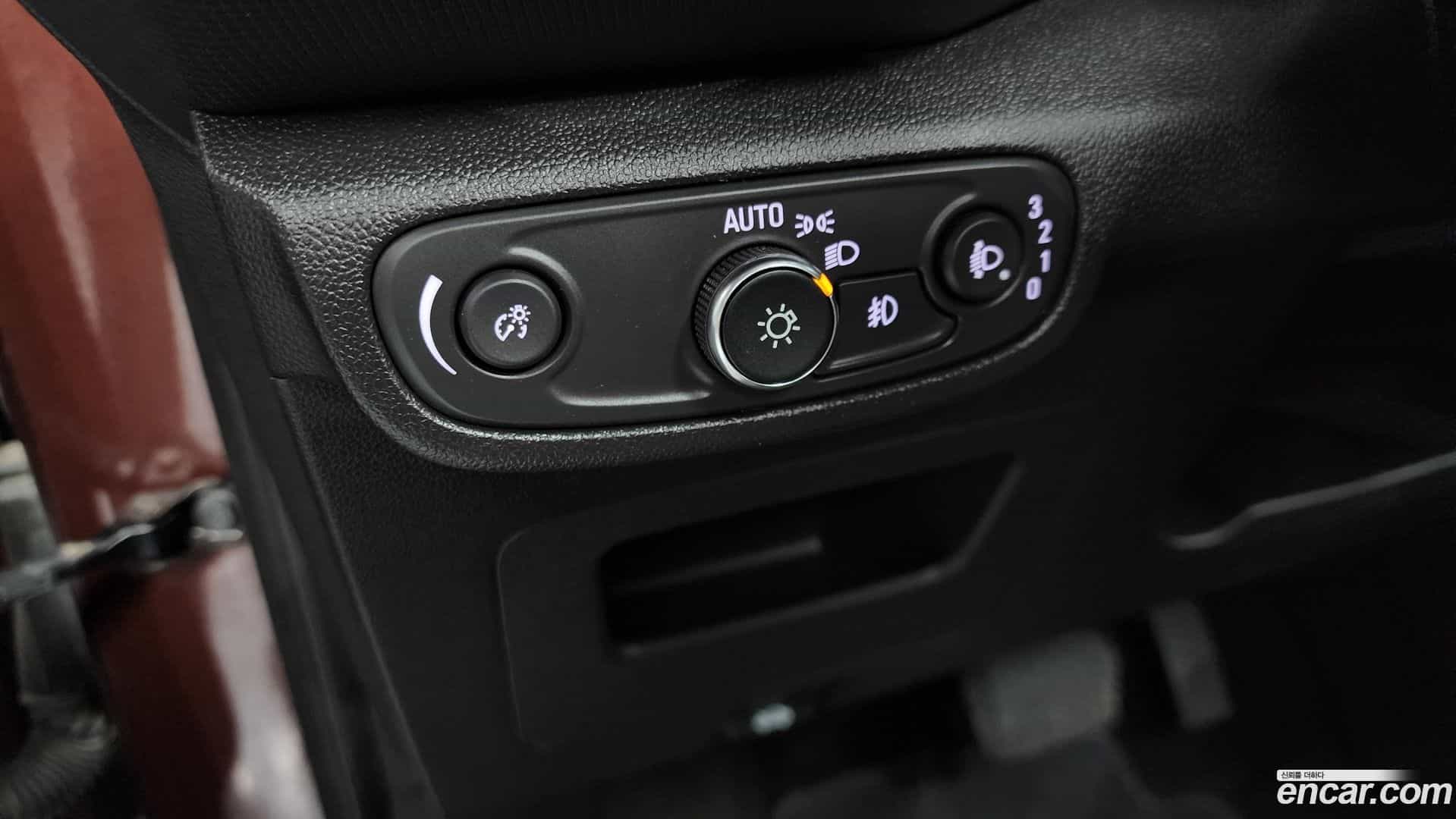 Trailblazer Chevrolet 2021.8-OPTION-043