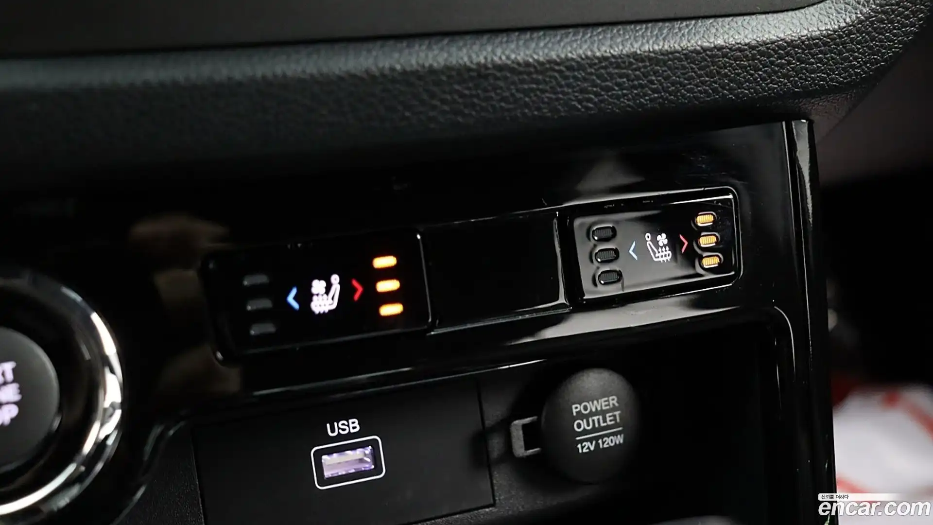 KORANDO KG Mobility 2022.4-INNER-010