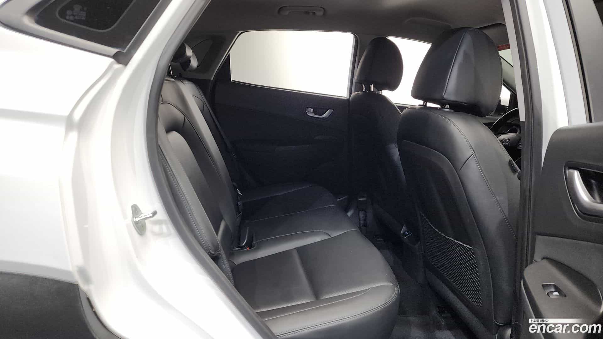 Kona Hyundai 2022.7-OPTION-015