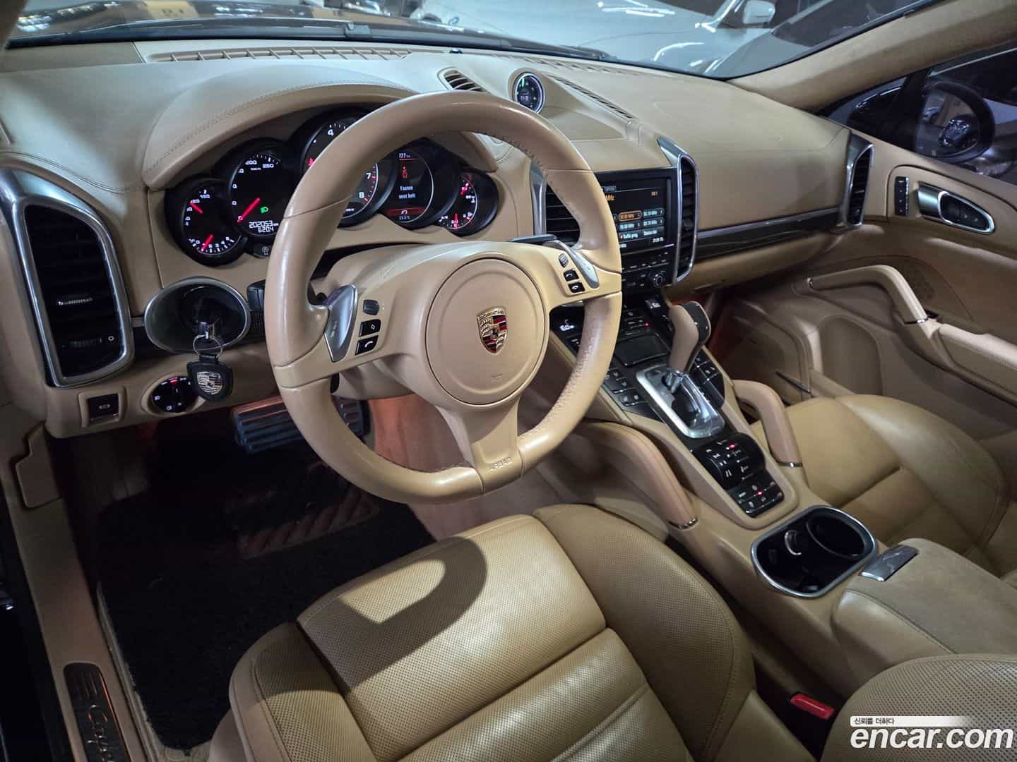 Cayenne Porsche 2012.11-INNER-008