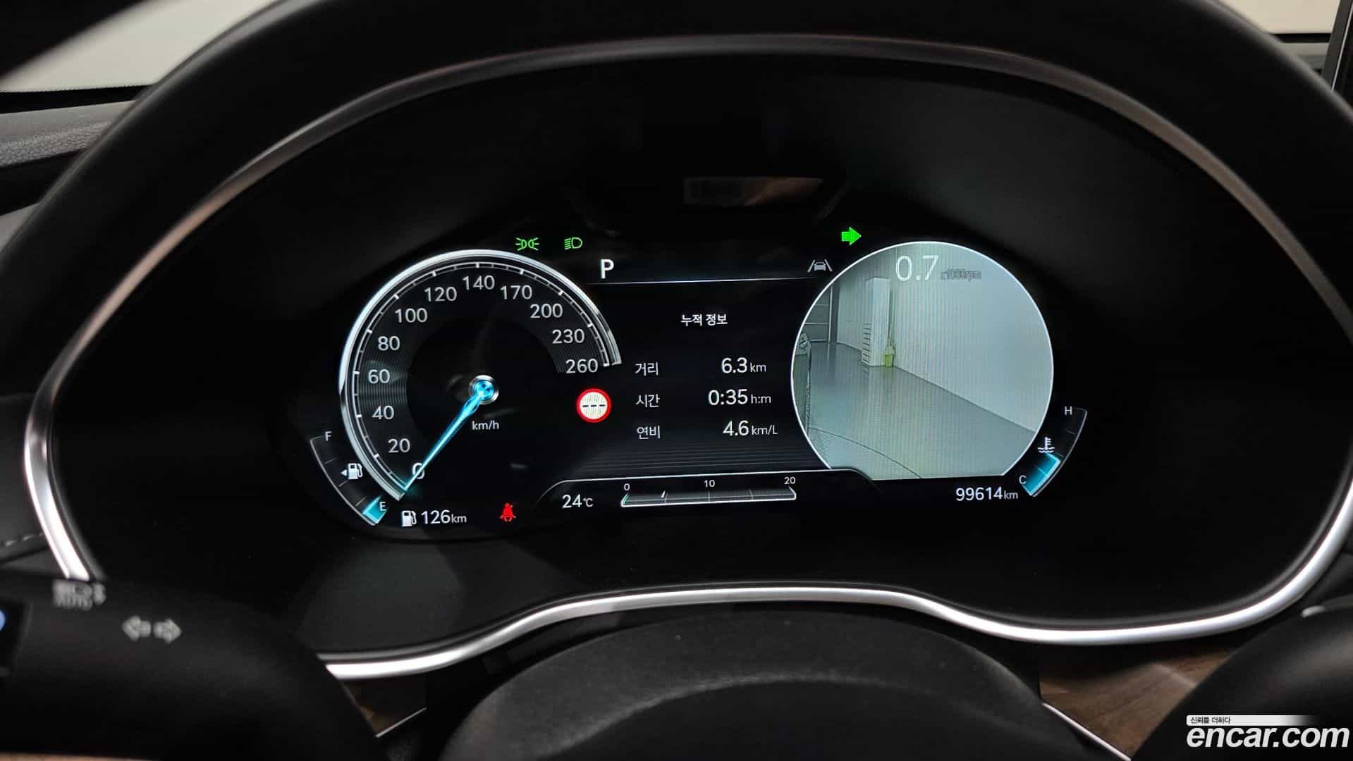 G80 Genesis 2022.0-INNER-008