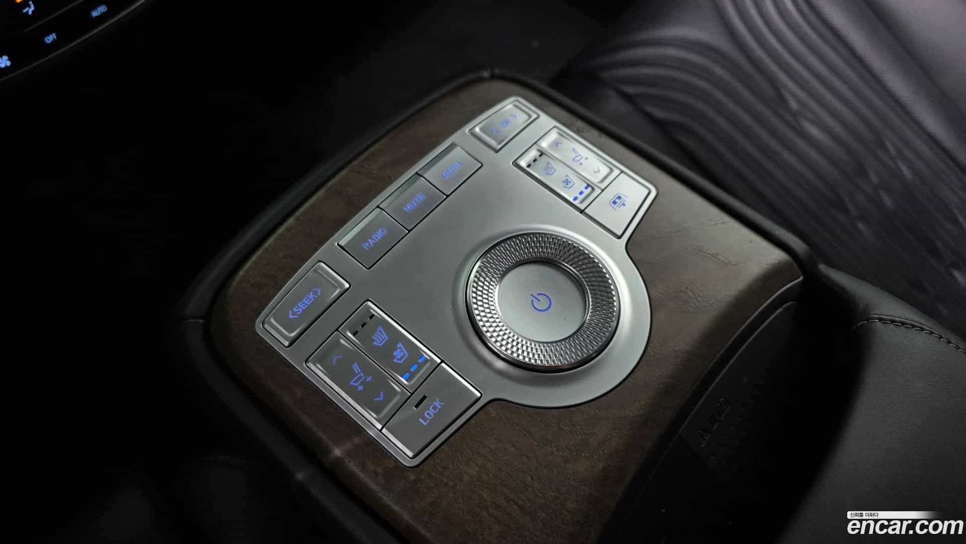 G80 Genesis 2022.0-OPTION-023