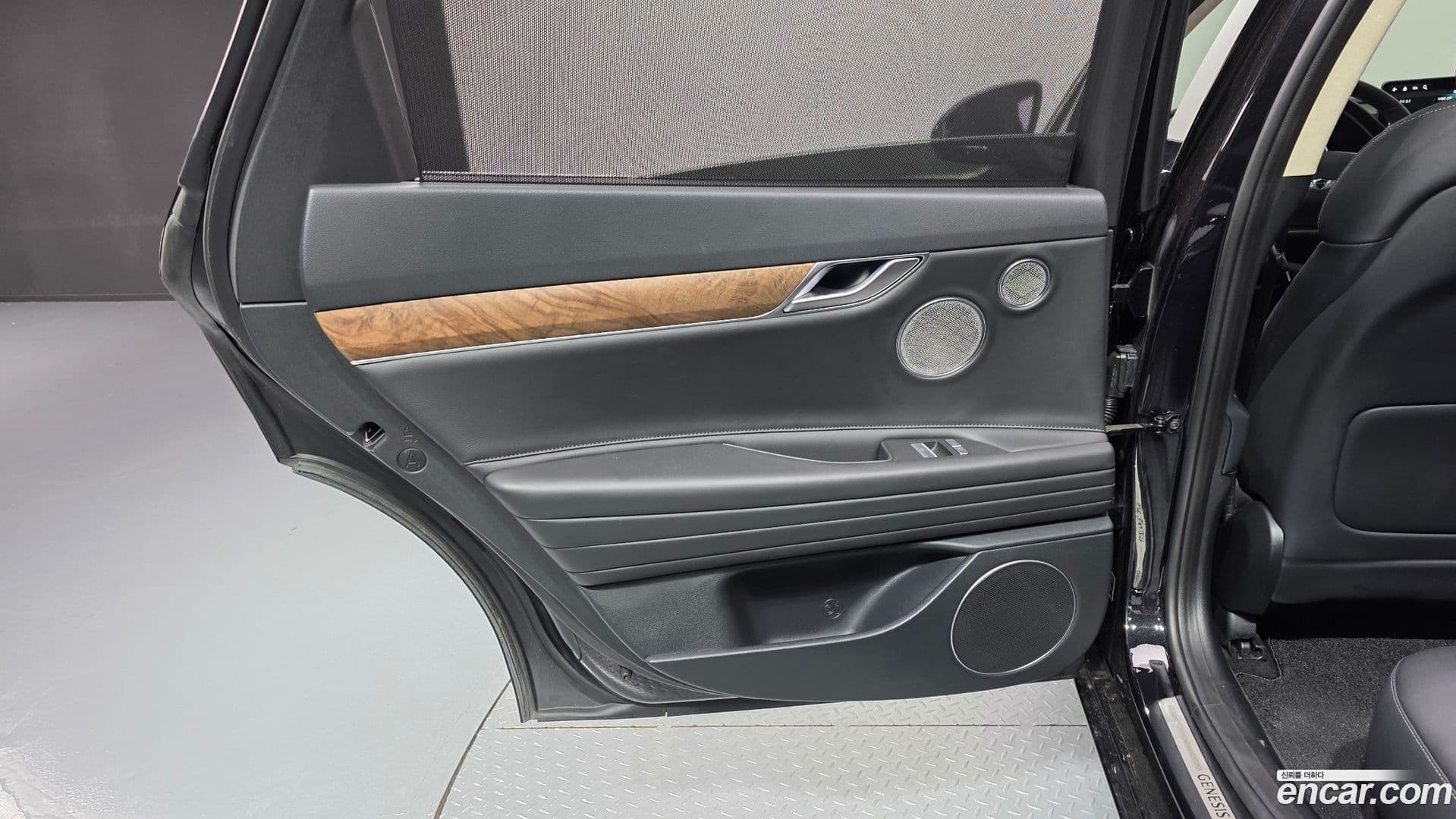 Main__Slider__Photo:G80 Genesis 2022.0-24