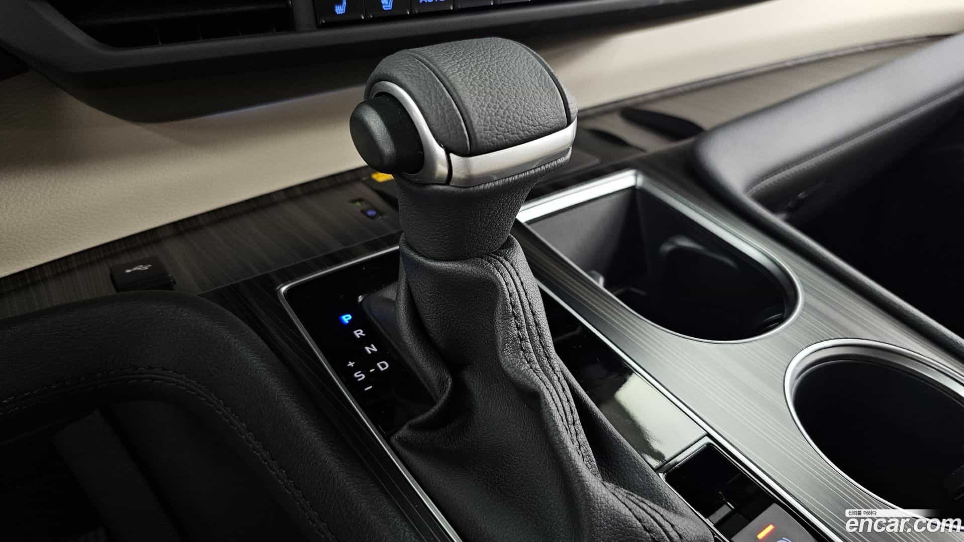 Sienna Toyota 2024.7-INNER-009