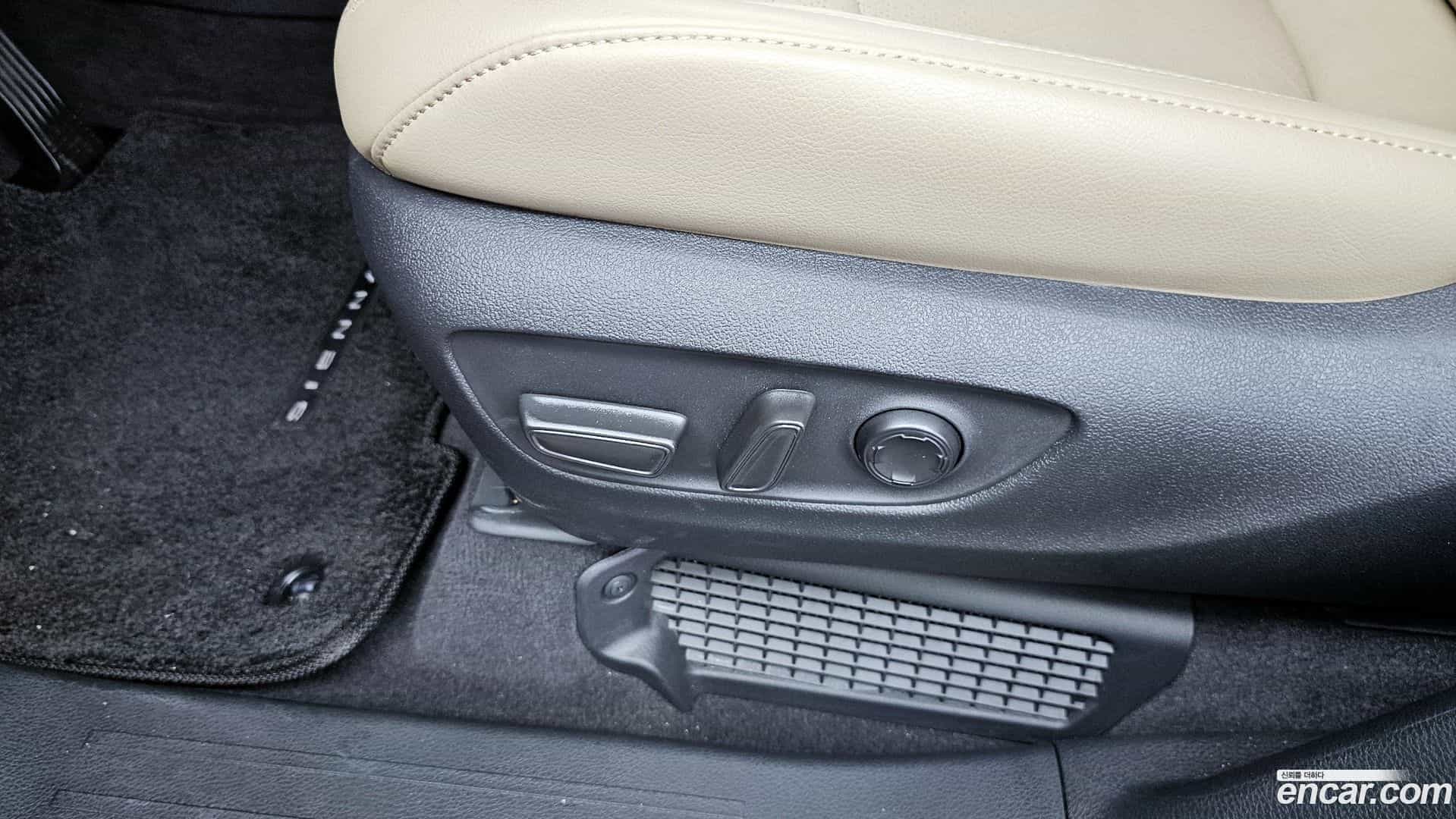 Sienna Toyota 2024.7-OPTION-044
