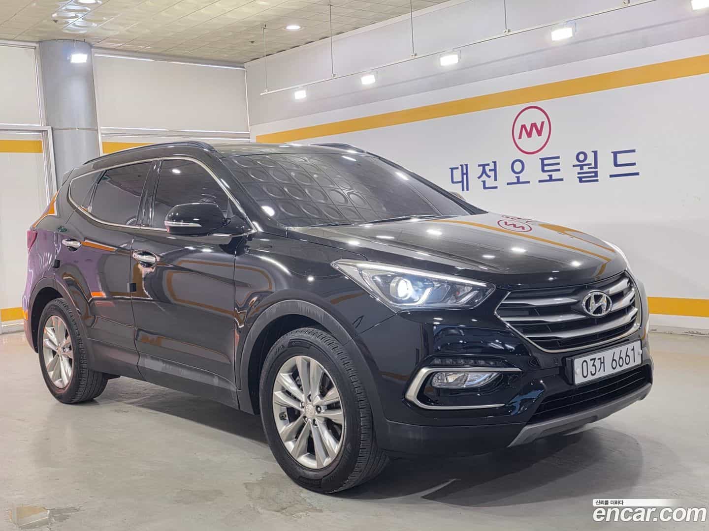 Santafe Hyundai 2018.0-OUTER-001