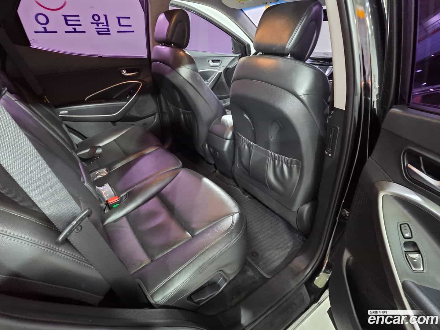 Santafe Hyundai 2018.0-INNER-010