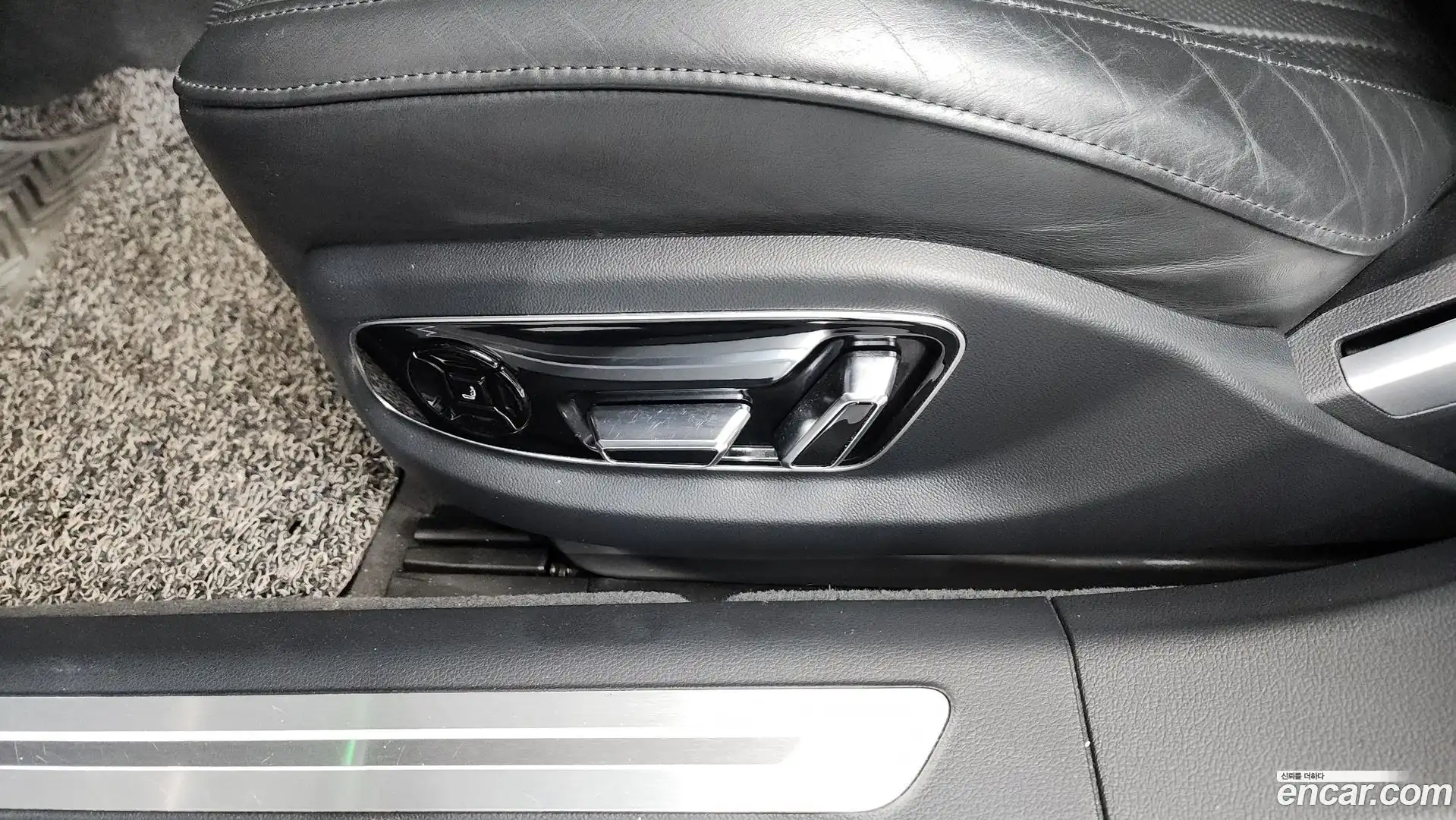 A8 Audi 2019.11-OPTION-046