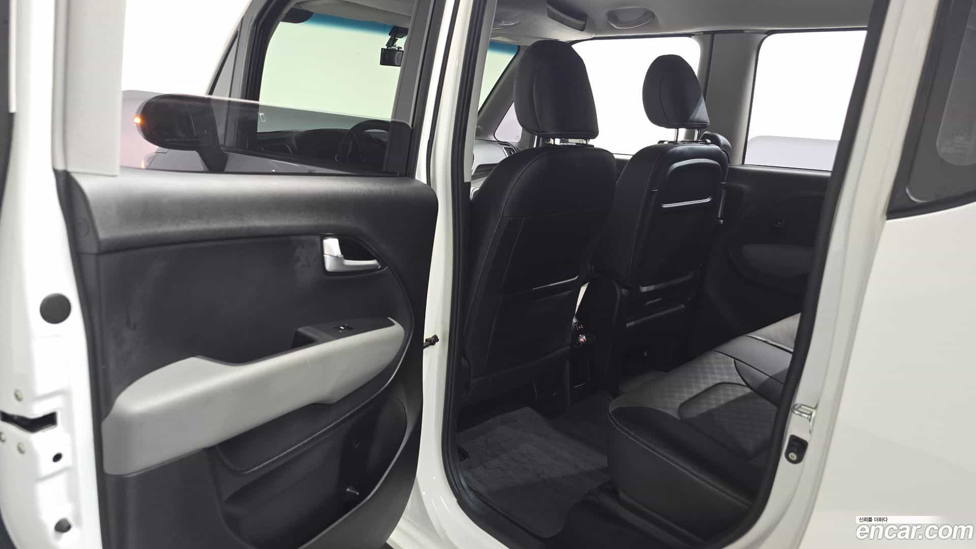 RAY Kia 2022.0-INNER-036