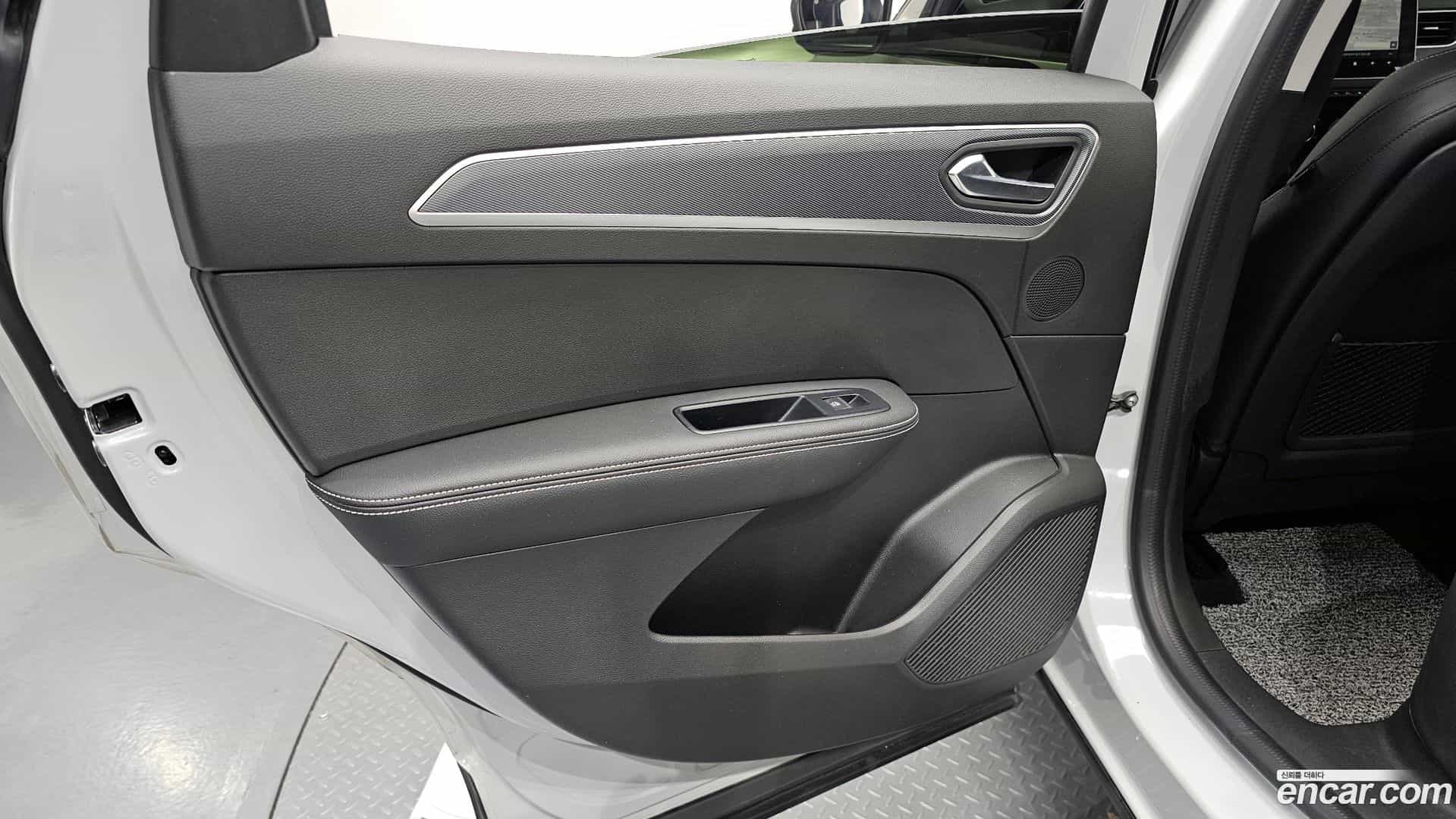 XM3 Renault Korea 2022.8-INNER-035
