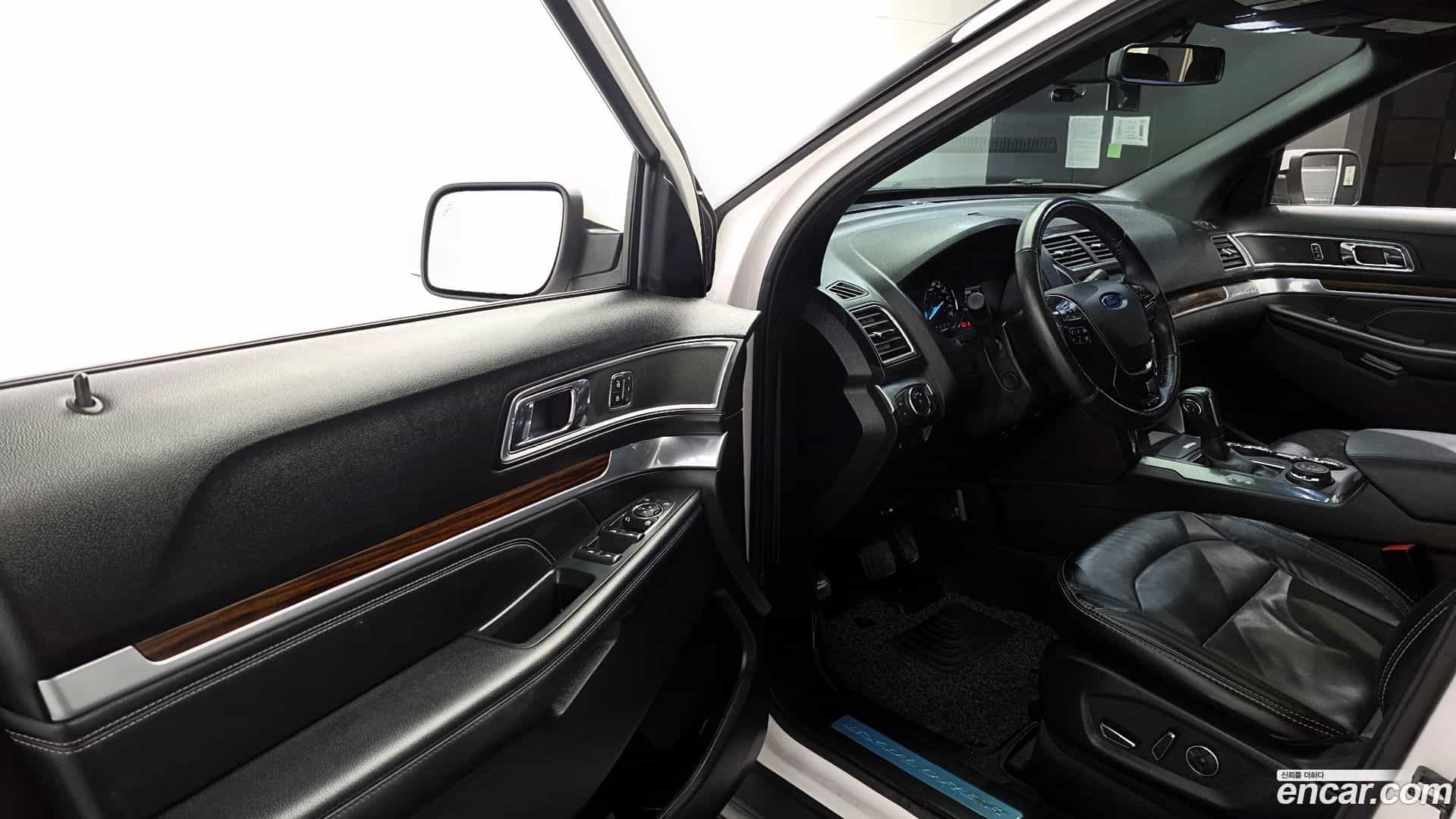 Explorer Ford 2018.3-INNER-010