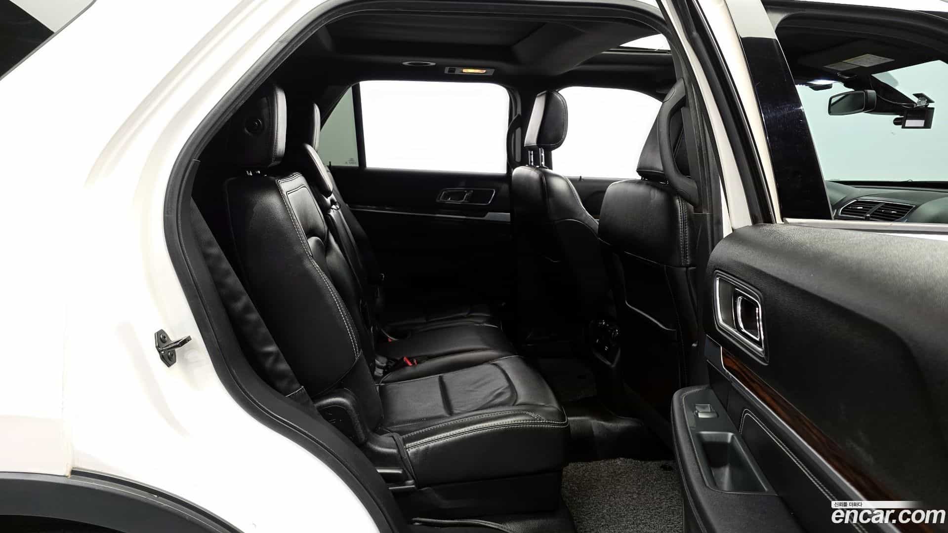 Explorer Ford 2018.3-OPTION-015