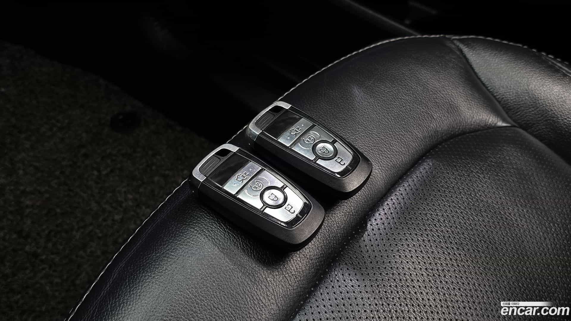 Explorer Ford 2018.3-OPTION-022