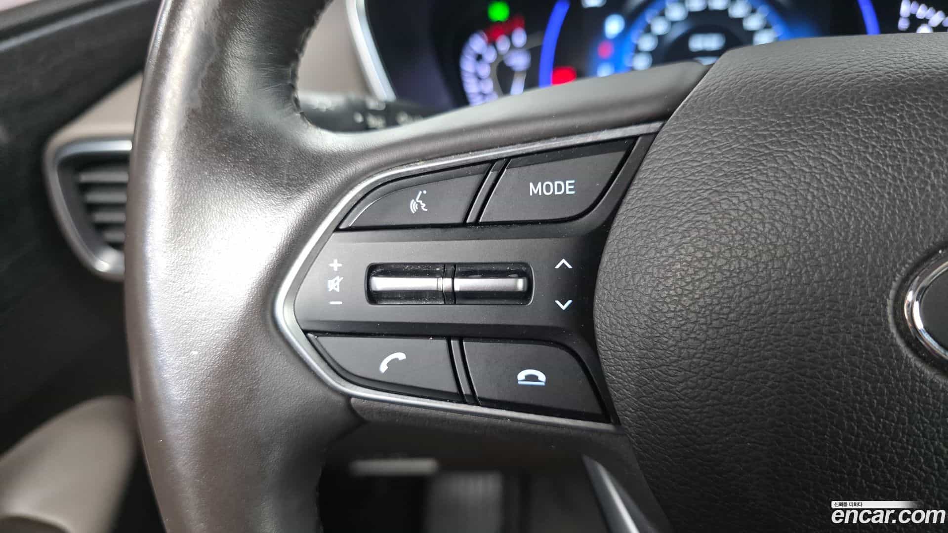 Santafe Hyundai 2018.3-OPTION-023