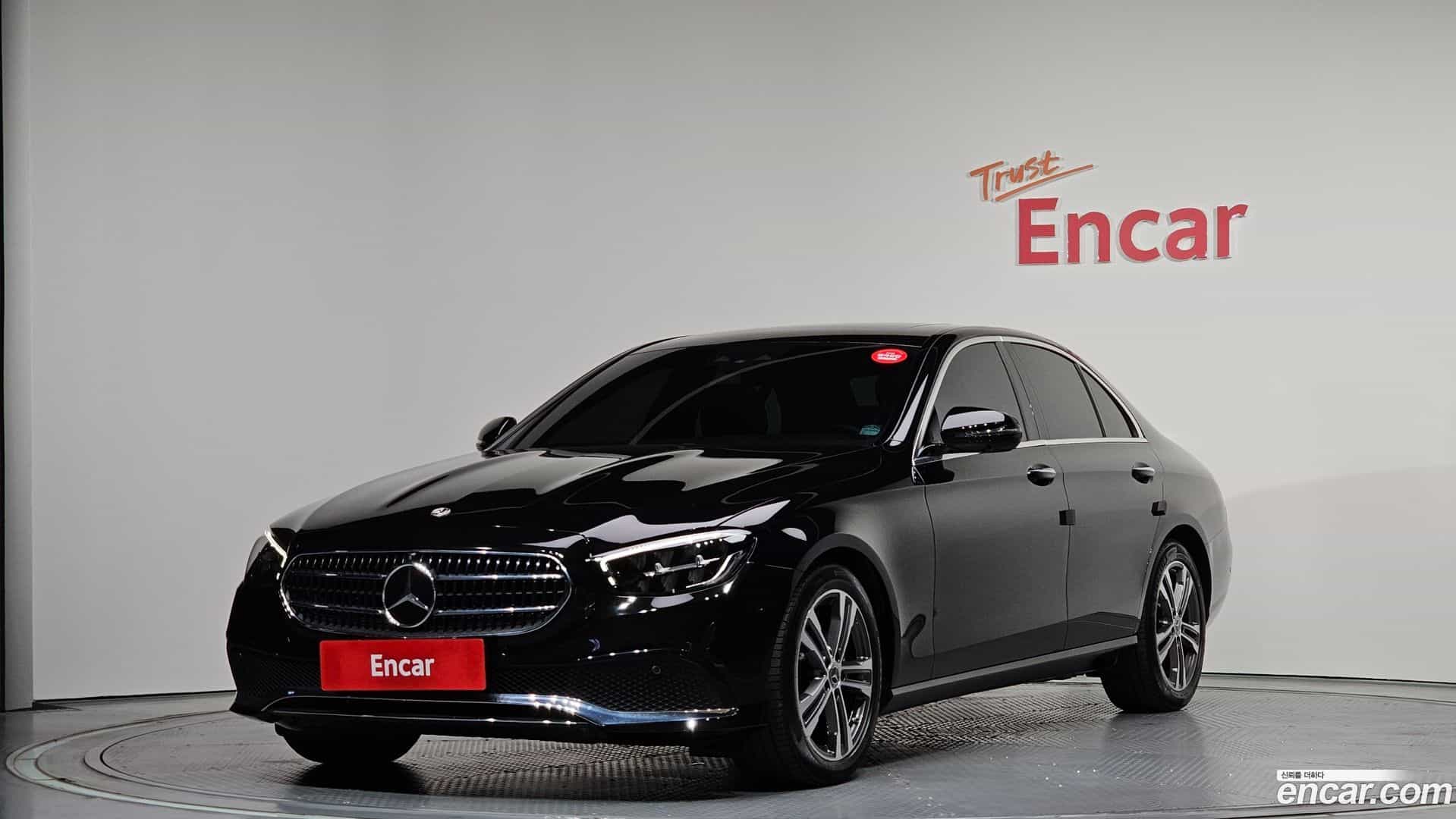 E-Class Mercedes-Benz 2023.8-OUTER-001