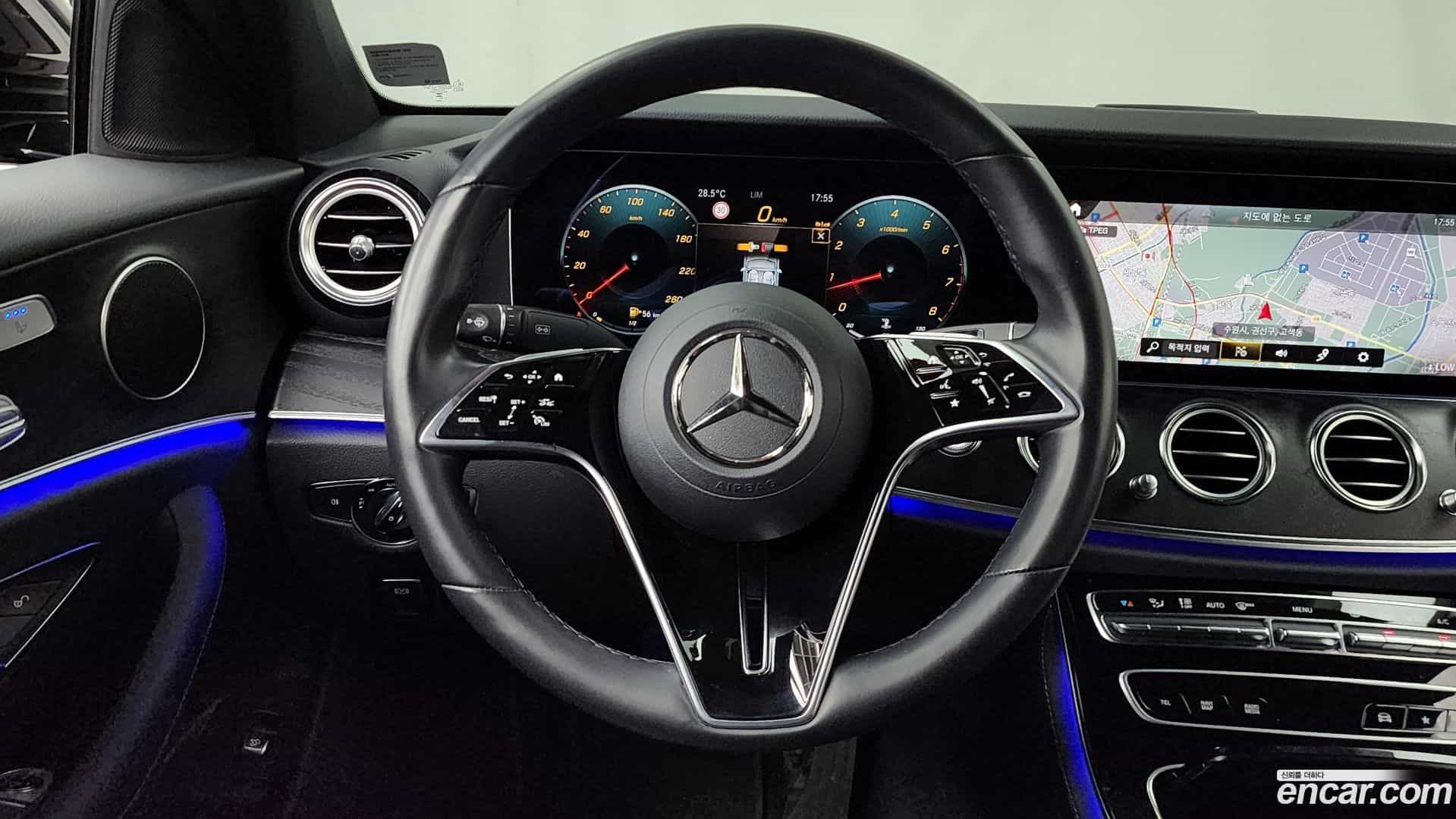 E-Class Mercedes-Benz 2023.8-OPTION-017